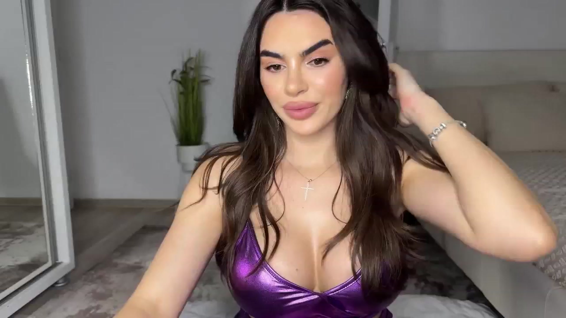 Gallery image thumbnail from BustyMiaaa's myfreecams stream on, 01/23/2025, 21:38 image 16 of 20