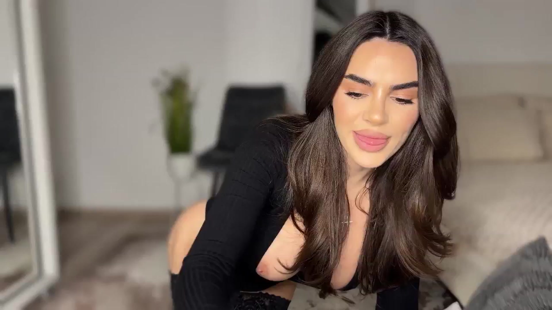 Gallery image thumbnail from BustyMiaaa's myfreecams stream on, 02/17/2025, 20:30 image 3 of 20