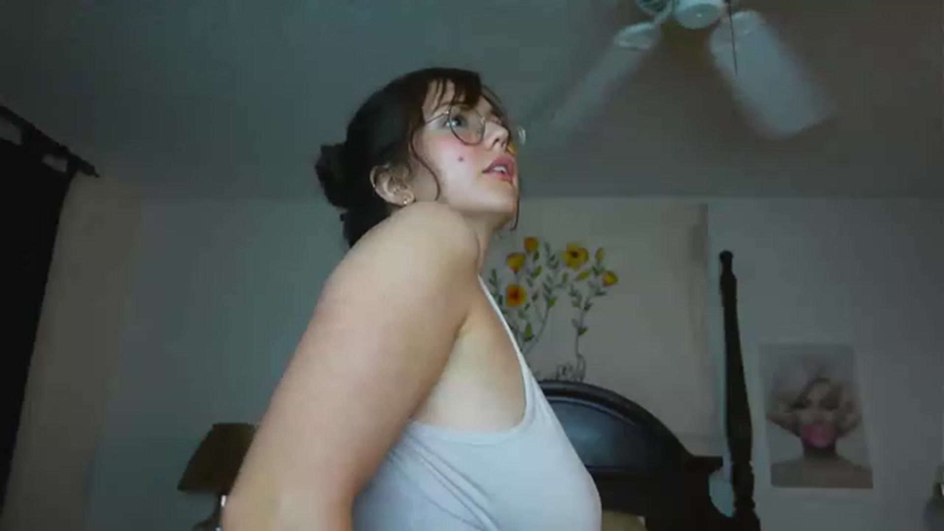 Gallery image thumbnail from BustyRedHeadx's myfreecams stream on, 12/21/2022, 08:05 image 5 of 20