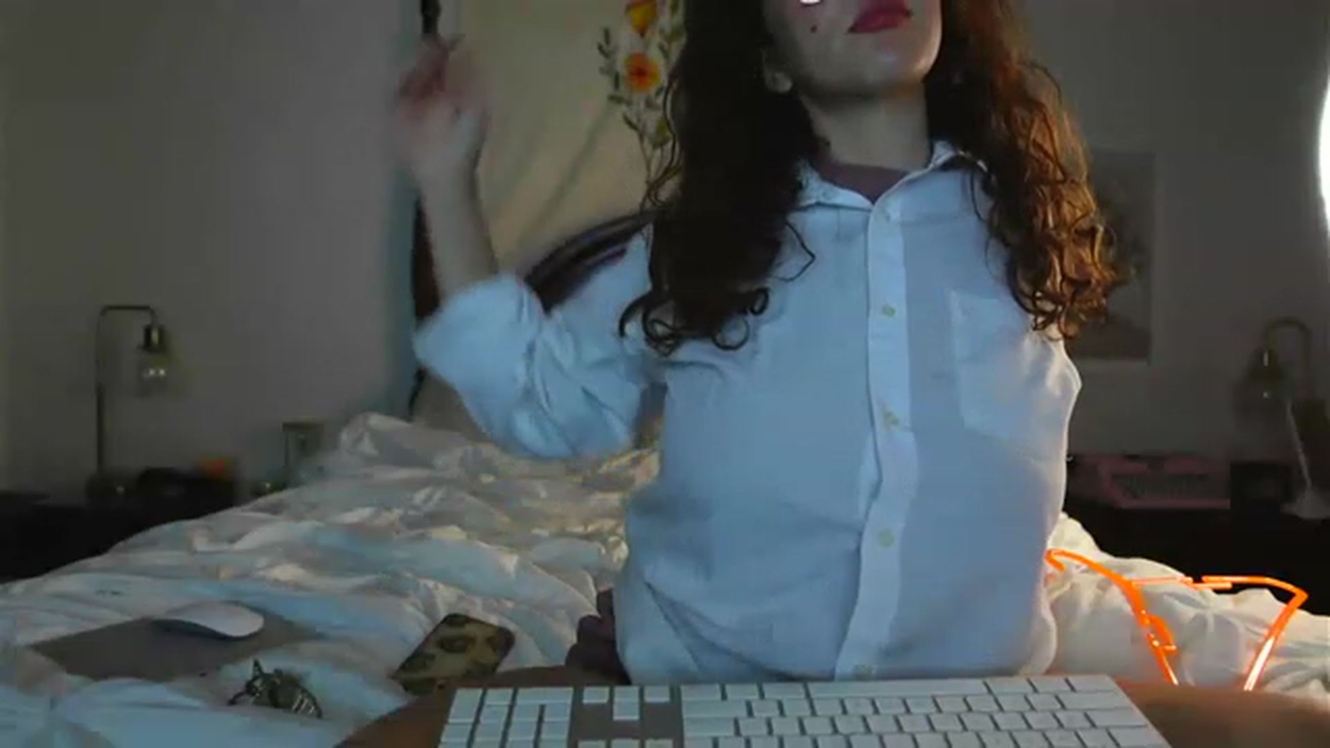 Gallery image thumbnail from BustyRedHeadx's myfreecams stream on, 02/18/2023, 09:13 image 18 of 20