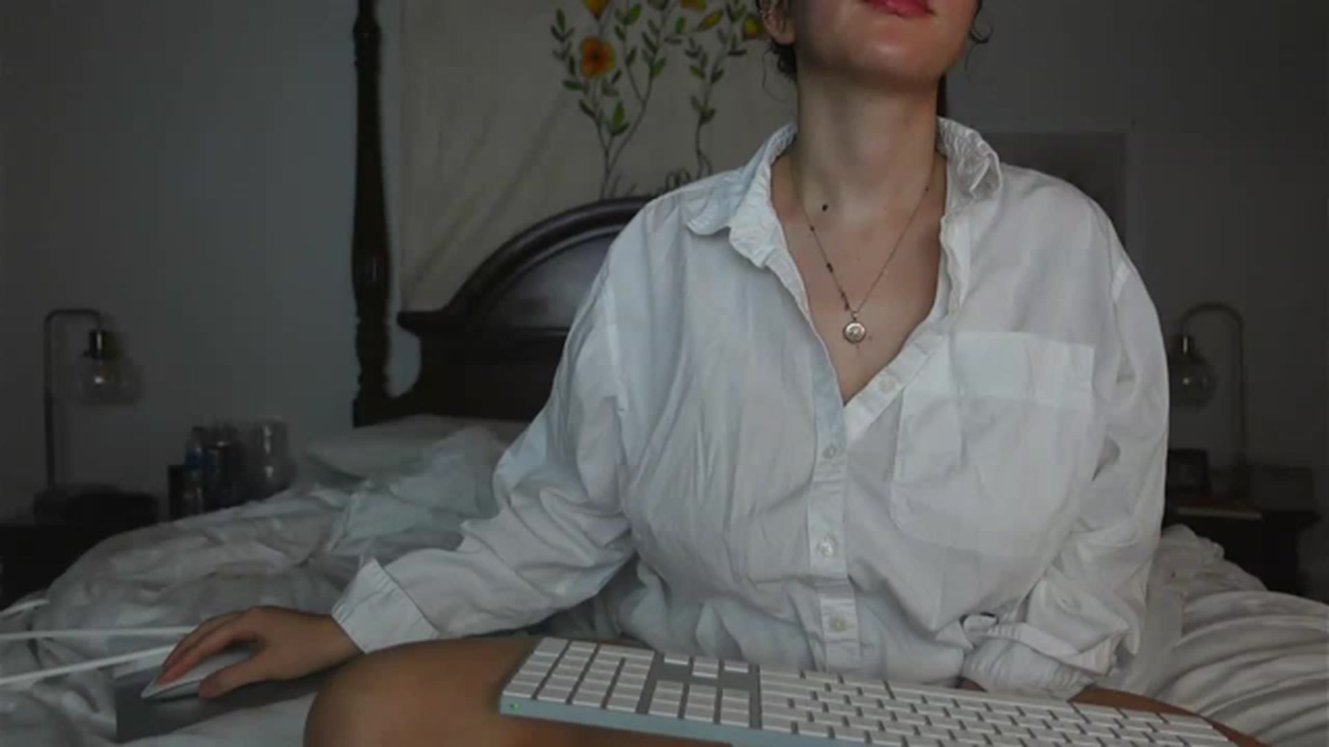 Gallery image thumbnail from BustyRedHeadx's myfreecams stream on, 03/14/2023, 07:11 image 10 of 20