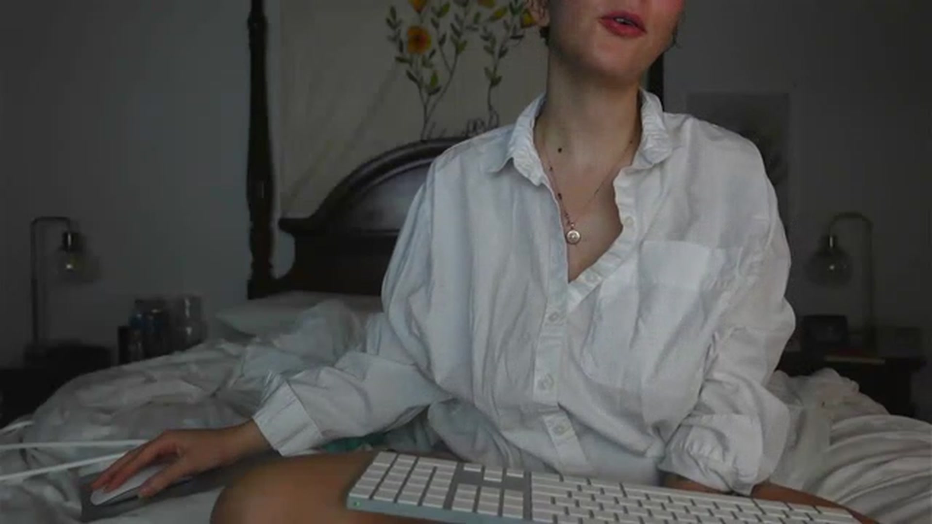 Gallery image thumbnail from BustyRedHeadx's myfreecams stream on, 03/14/2023, 07:11 image 12 of 20