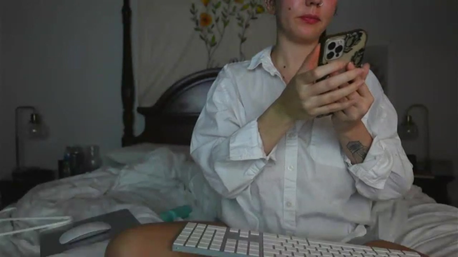 Gallery image thumbnail from BustyRedHeadx's myfreecams stream on, 03/14/2023, 07:11 image 19 of 20