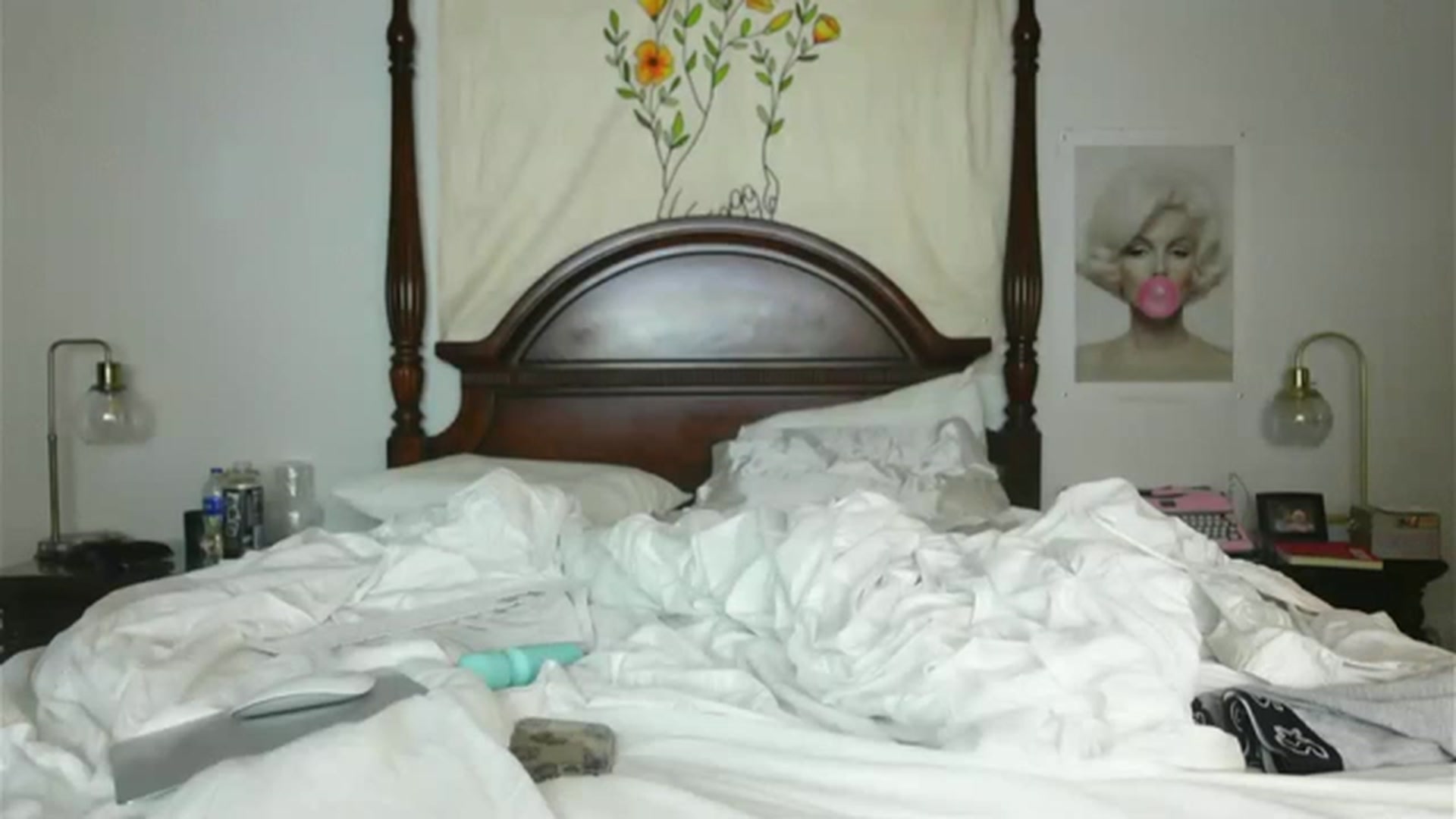 Gallery image thumbnail from BustyRedHeadx's myfreecams stream on, 03/14/2023, 07:11 image 4 of 20