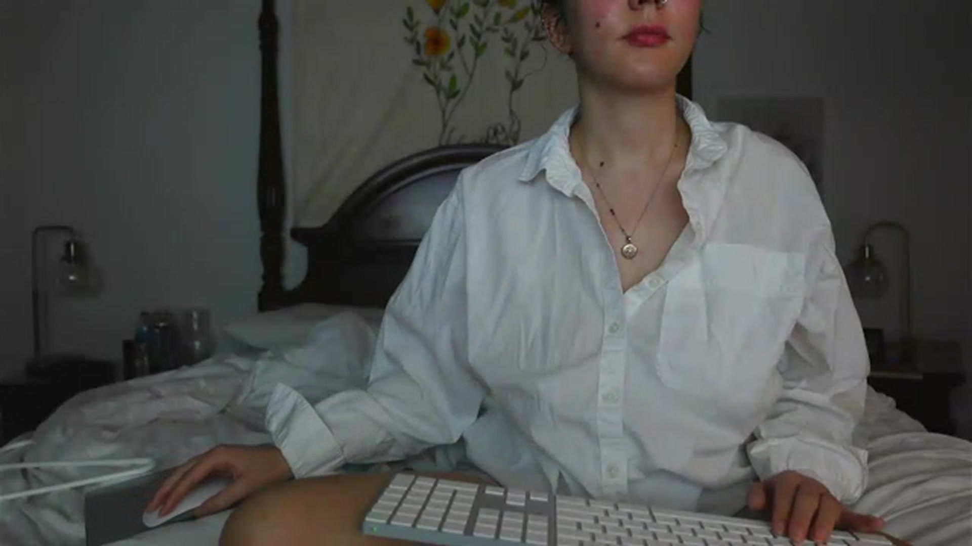 Gallery image thumbnail from BustyRedHeadx's myfreecams stream on, 03/14/2023, 07:11 image 15 of 20