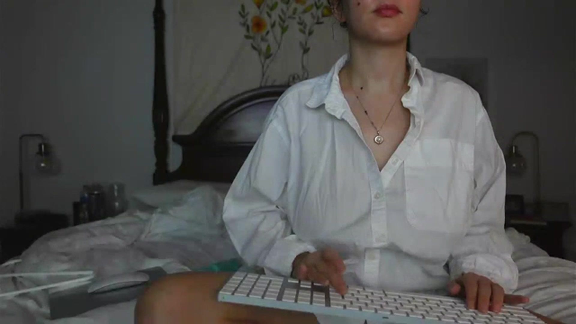 Gallery image thumbnail from BustyRedHeadx's myfreecams stream on, 03/14/2023, 07:11 image 9 of 20