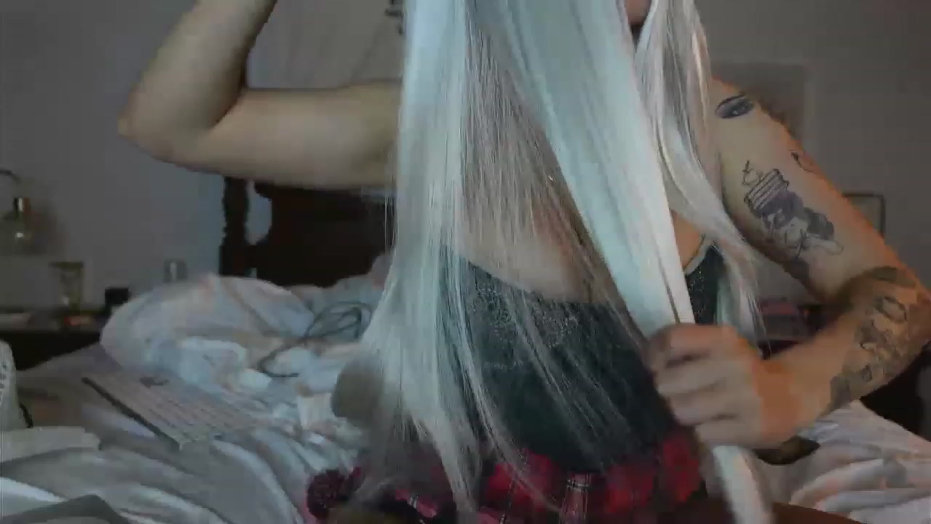 Gallery image thumbnail from BustyRedHeadx's myfreecams stream on, 04/15/2023, 04:21 image 11 of 20