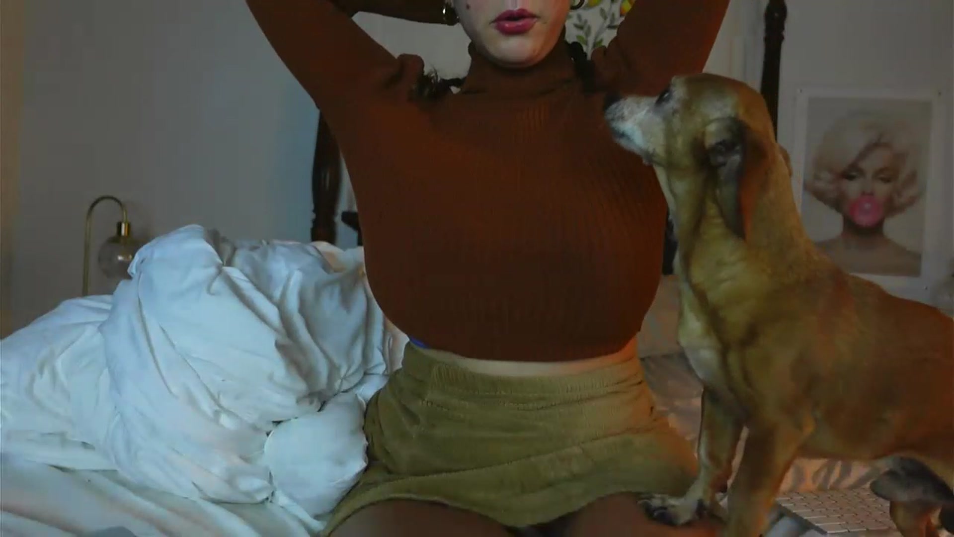 Gallery image thumbnail from BustyRedHeadx's myfreecams stream on, 05/18/2023, 08:14 image 19 of 20