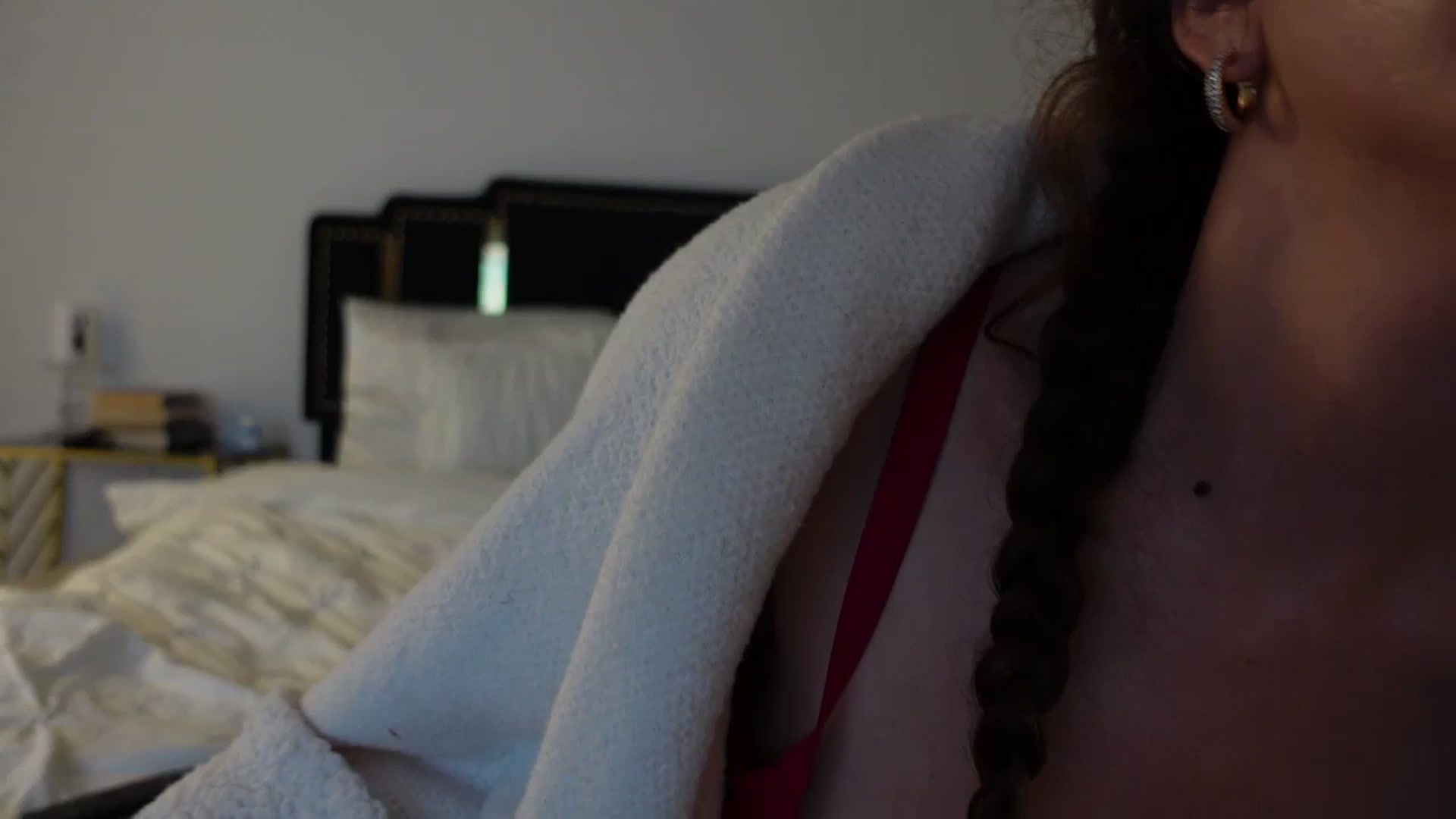 Gallery image thumbnail from BustyRedHeadx's myfreecams stream on, 09/29/2023, 04:49 image 1 of 20