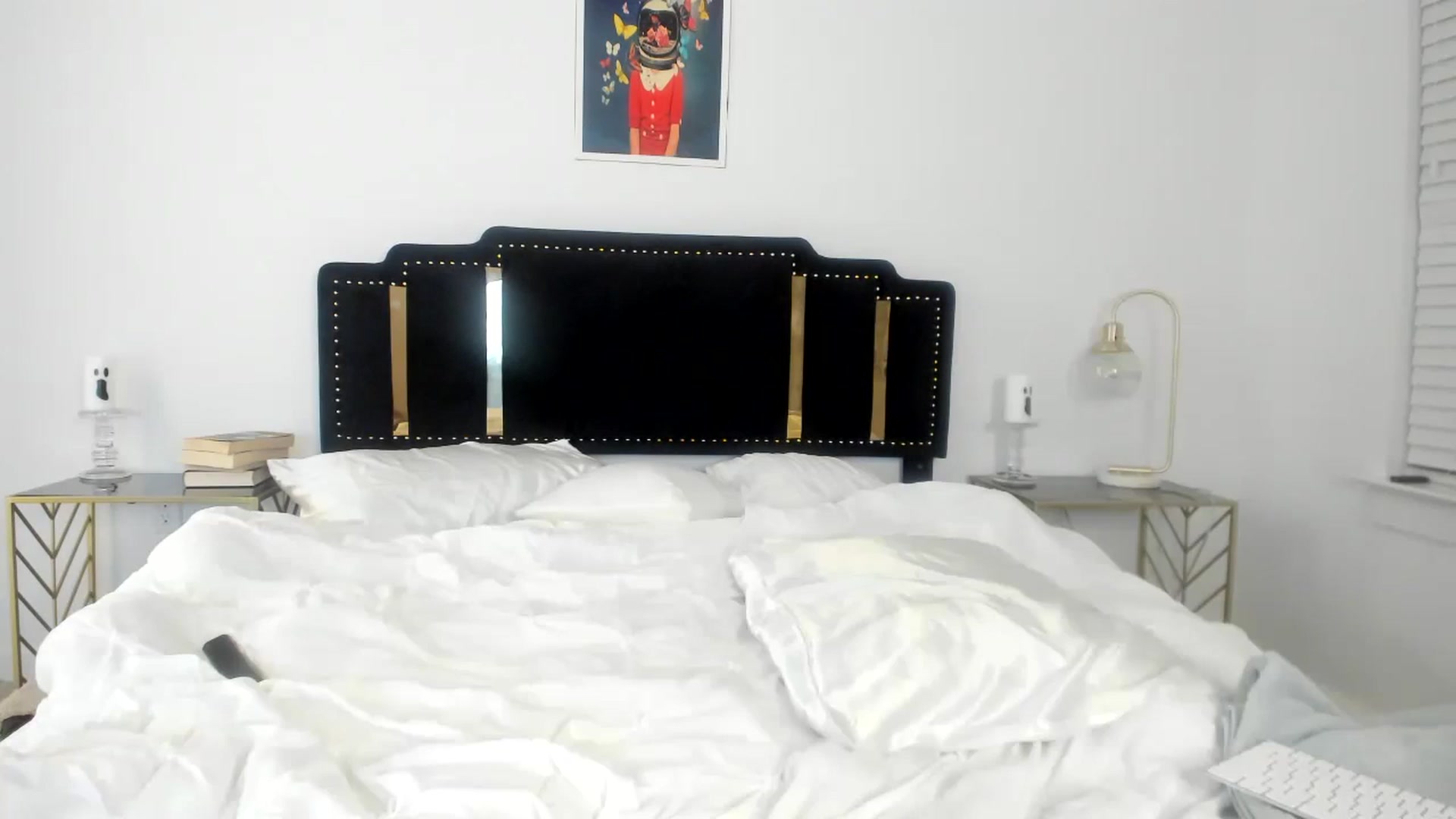 Gallery image thumbnail from BustyRedHeadx's myfreecams stream on, 10/19/2023, 03:55 image 19 of 20