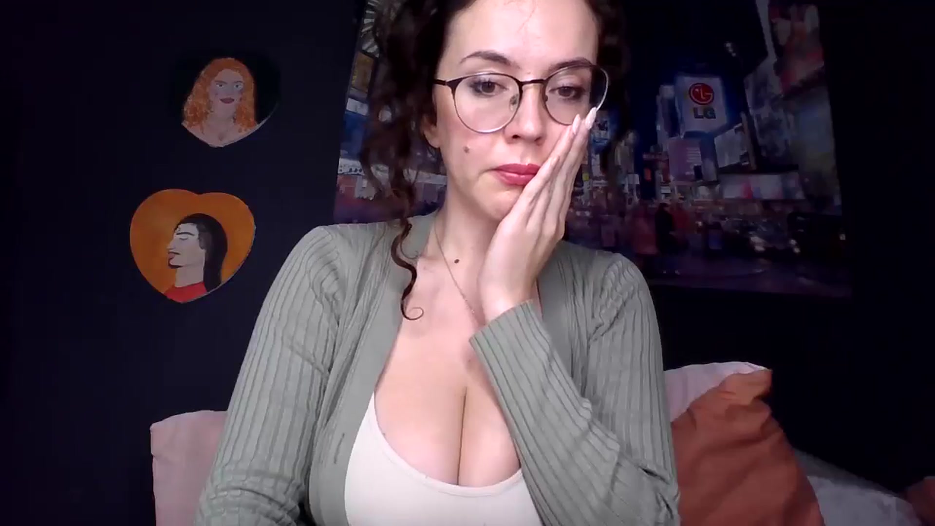 Gallery image thumbnail from BustyRedHeadx's myfreecams stream on, 04/30/2026, 18:10 image 16 of 20