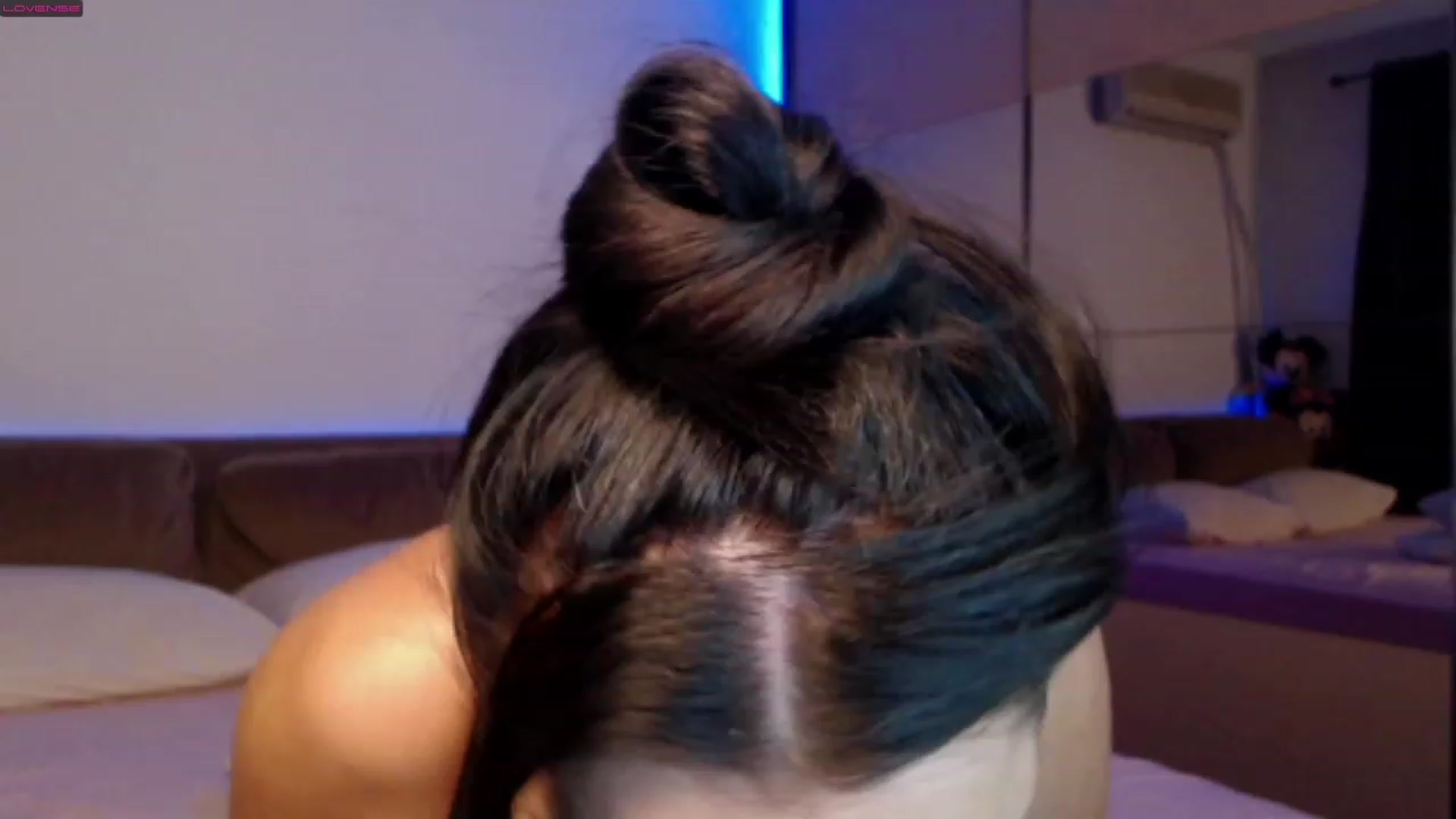 Gallery image thumbnail from Busty_Cristal's myfreecams stream on, 12/12/2022, 02:05 image 2 of 20