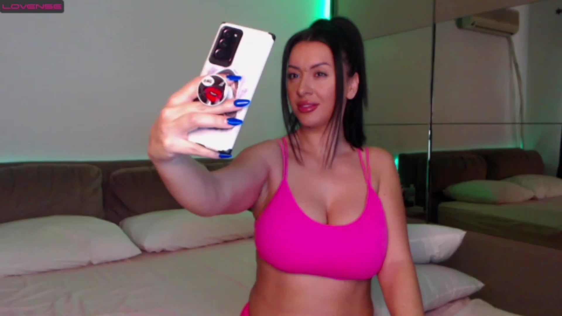 Gallery image thumbnail from Busty_Cristal's myfreecams stream on, 12/15/2022, 10:20 image 9 of 20