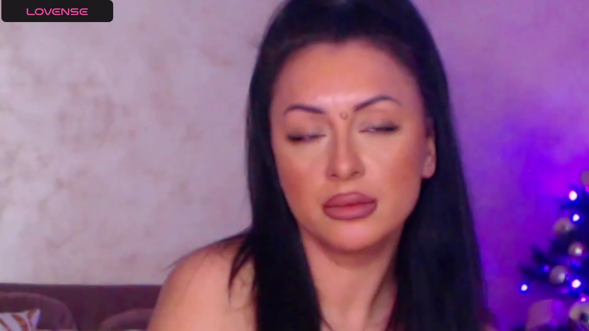 Gallery image thumbnail from Busty_Cristal's myfreecams stream on, 12/06/2023, 20:39 image 12 of 20