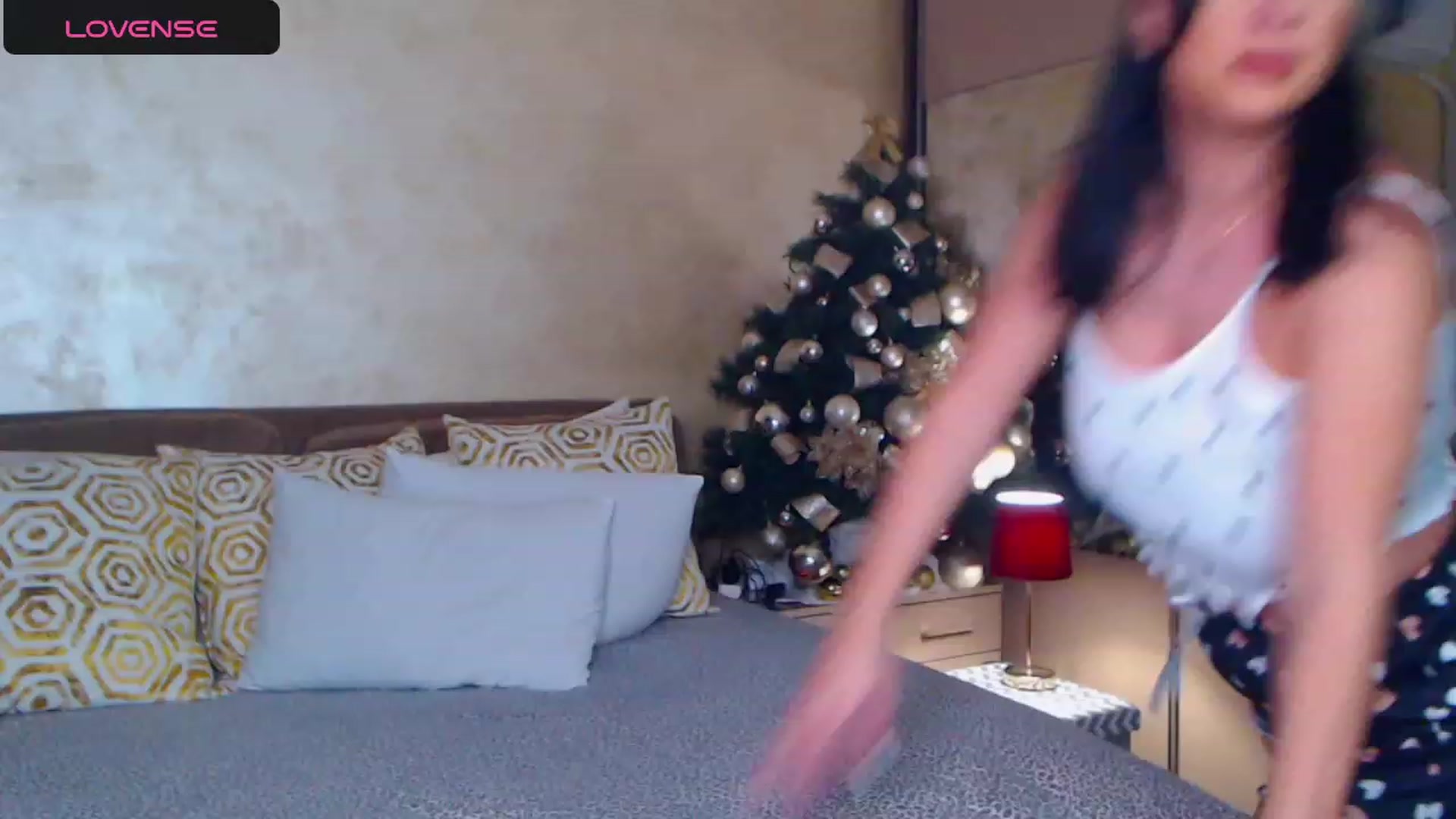 Gallery image thumbnail from Busty_Cristal's myfreecams stream on, 12/26/2023, 19:04 image 14 of 20