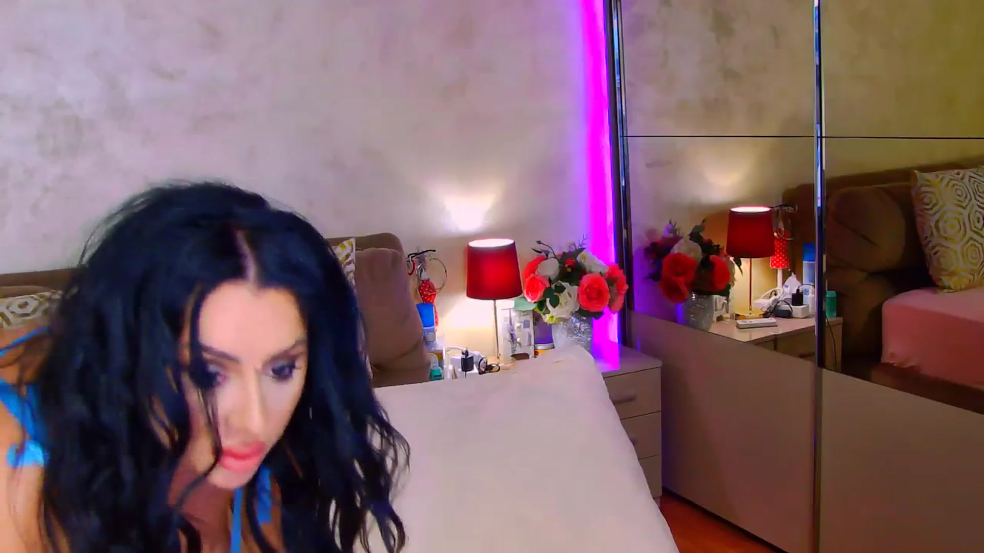 Gallery image thumbnail from Busty_Cristal's myfreecams stream on, 10/14/2025, 23:42 image 11 of 20