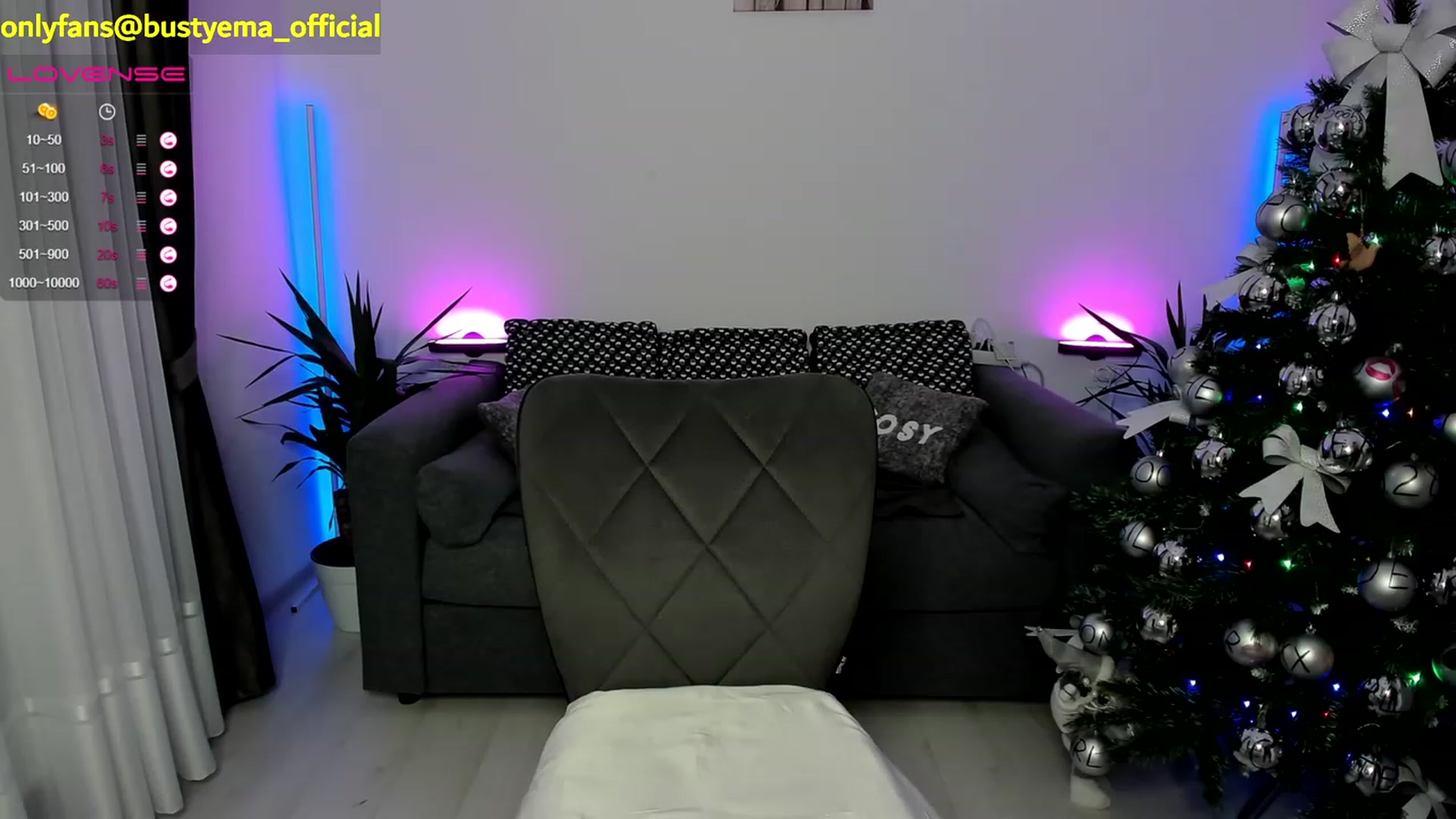 Gallery image thumbnail from Busty_Ema's myfreecams stream on, 12/31/2022, 22:50 image 4 of 20