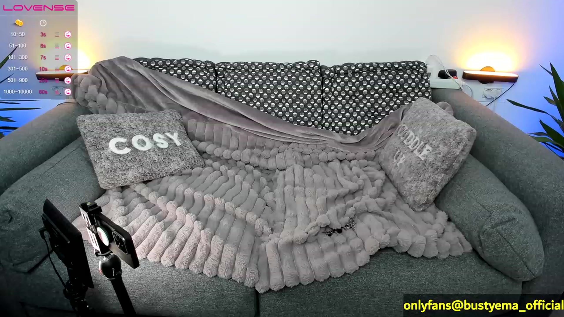 Gallery image thumbnail from Busty_Ema's myfreecams stream on, 02/02/2023, 08:53 image 16 of 20