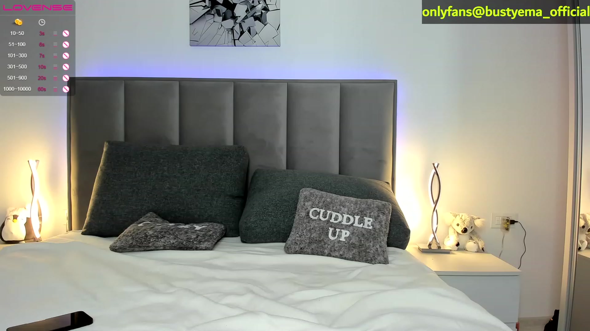 Gallery image thumbnail from Busty_Ema's myfreecams stream on, 03/18/2023, 07:17 image 1 of 20