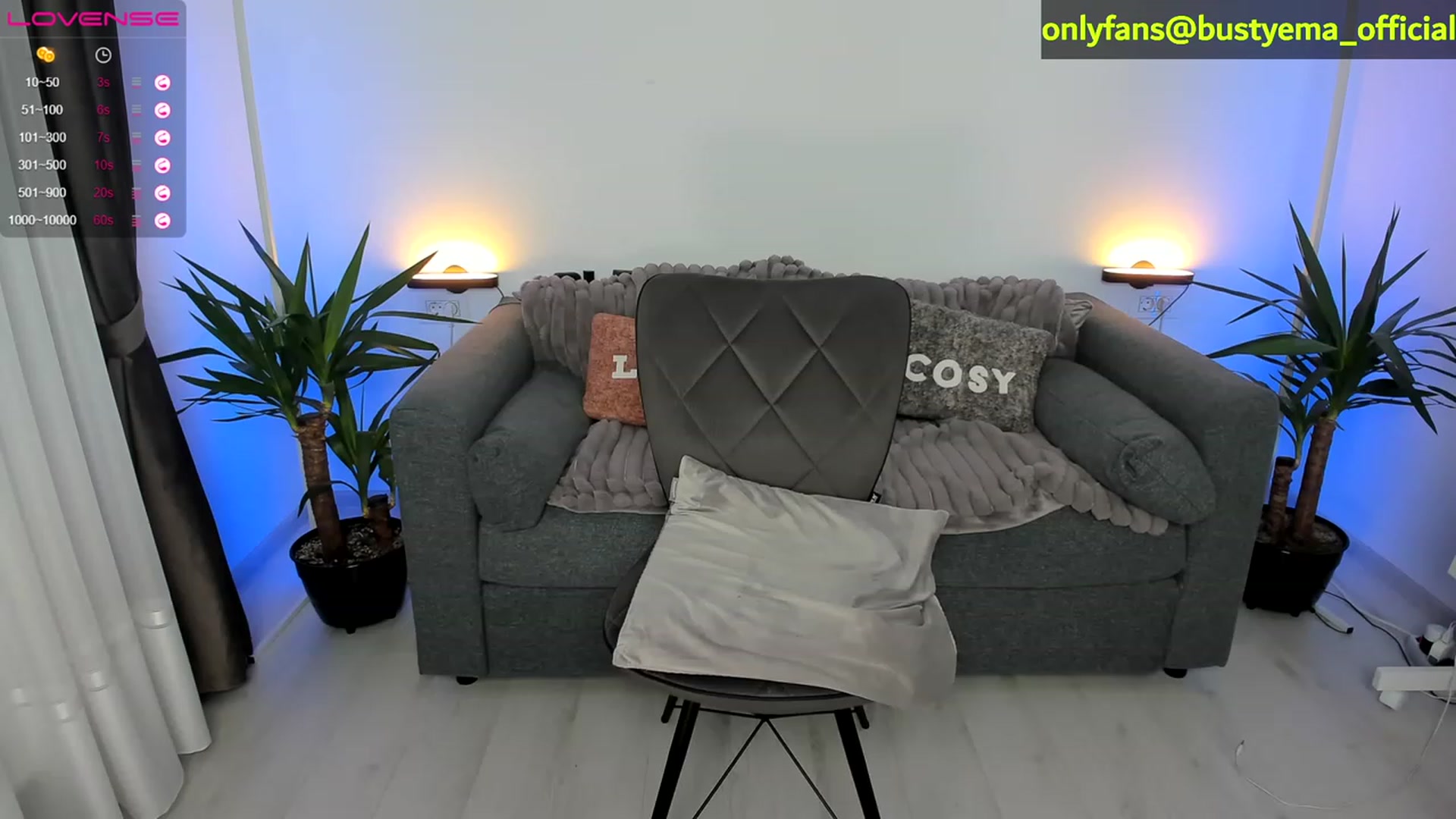 Gallery image thumbnail from Busty_Ema's myfreecams stream on, 03/25/2023, 06:58 image 6 of 20