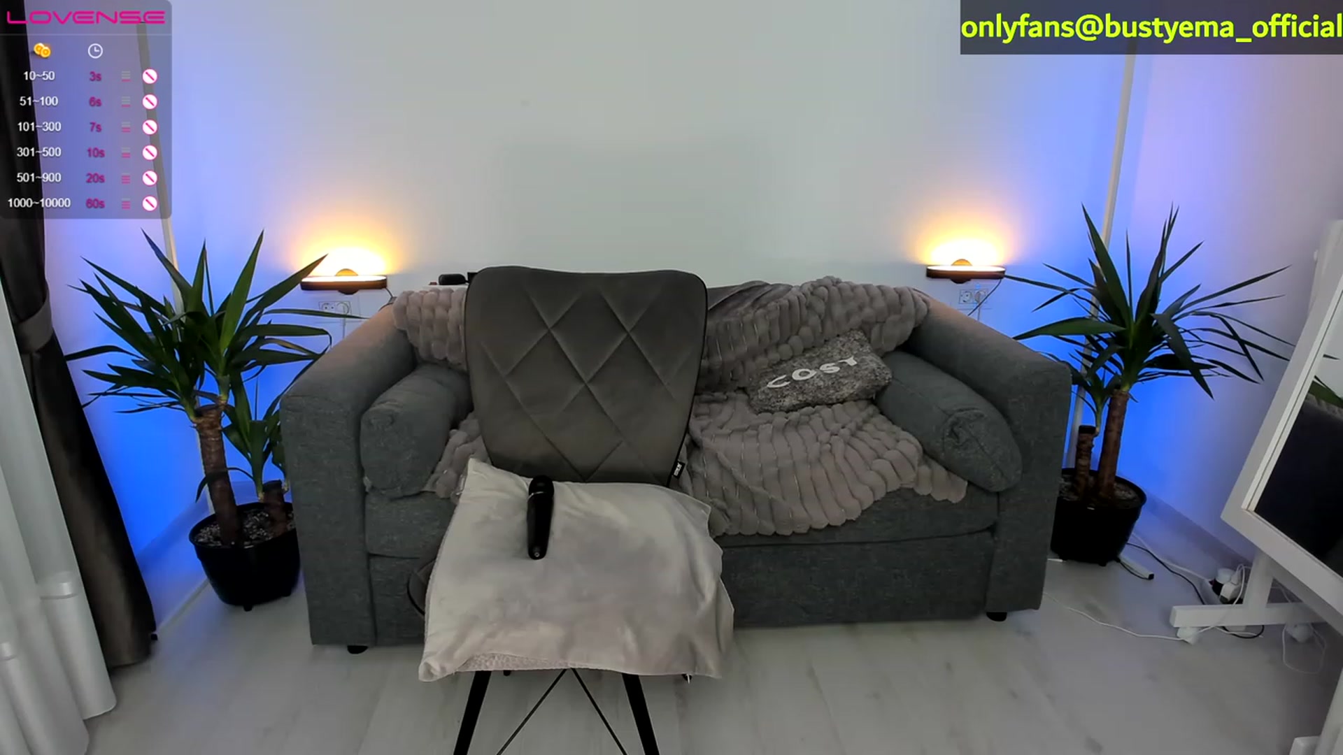 Gallery image thumbnail from Busty_Ema's myfreecams stream on, 03/25/2023, 20:02 image 6 of 20