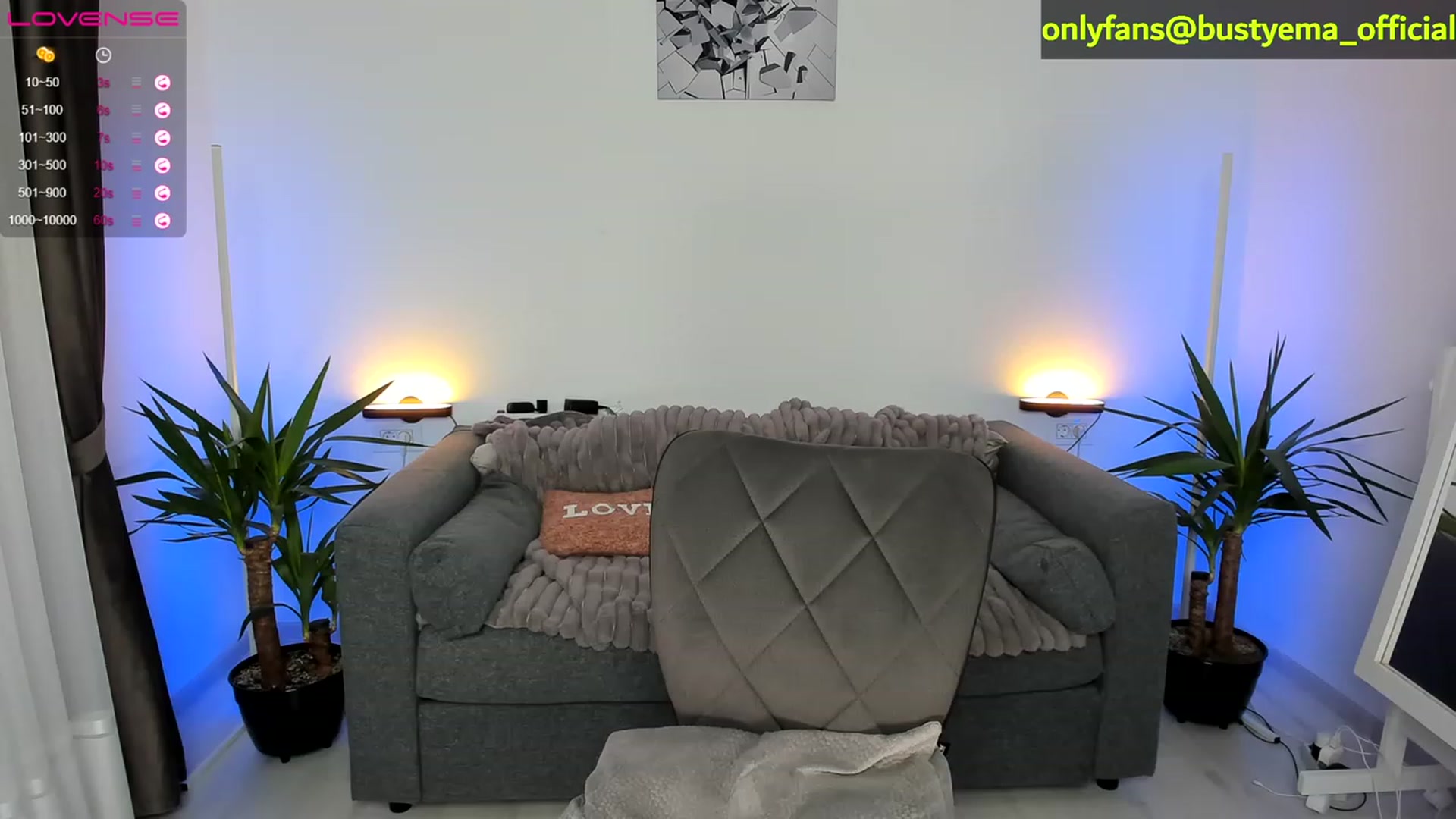 Gallery image thumbnail from Busty_Ema's myfreecams stream on, 03/27/2023, 19:27 image 15 of 20