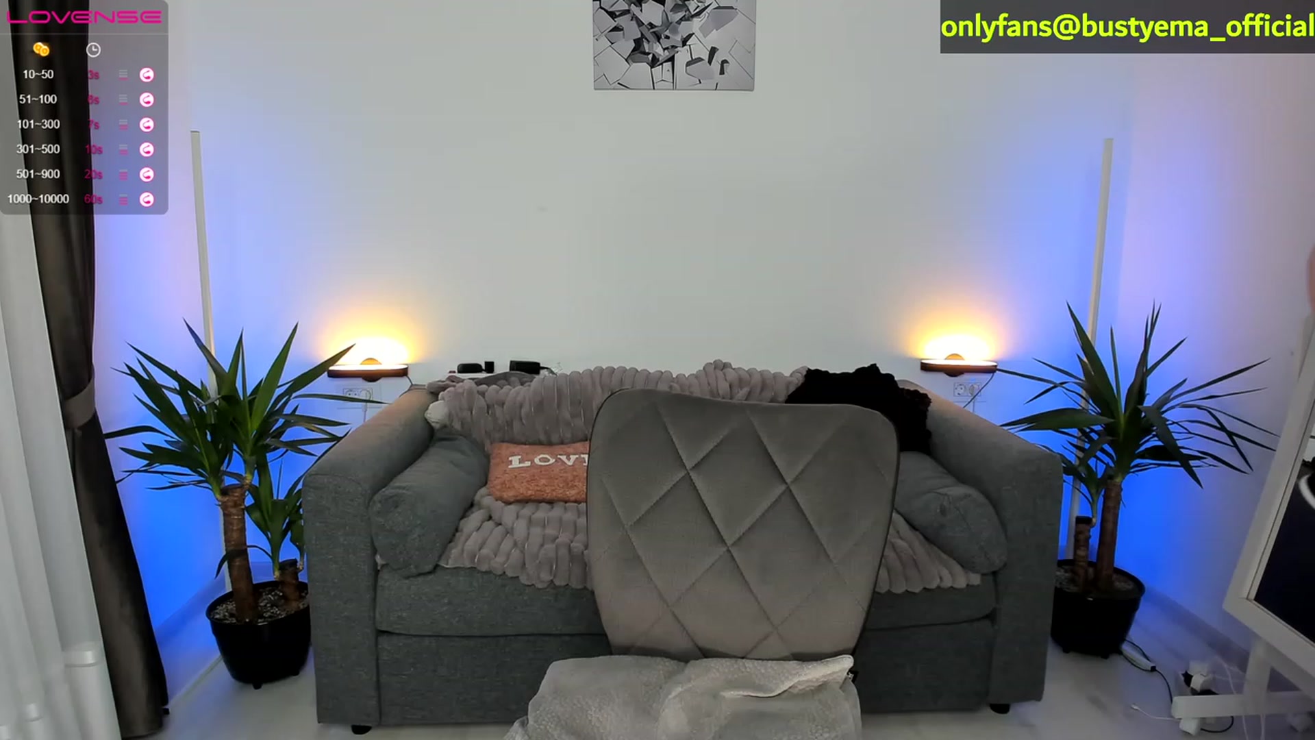 Gallery image thumbnail from Busty_Ema's myfreecams stream on, 03/27/2023, 19:27 image 17 of 20