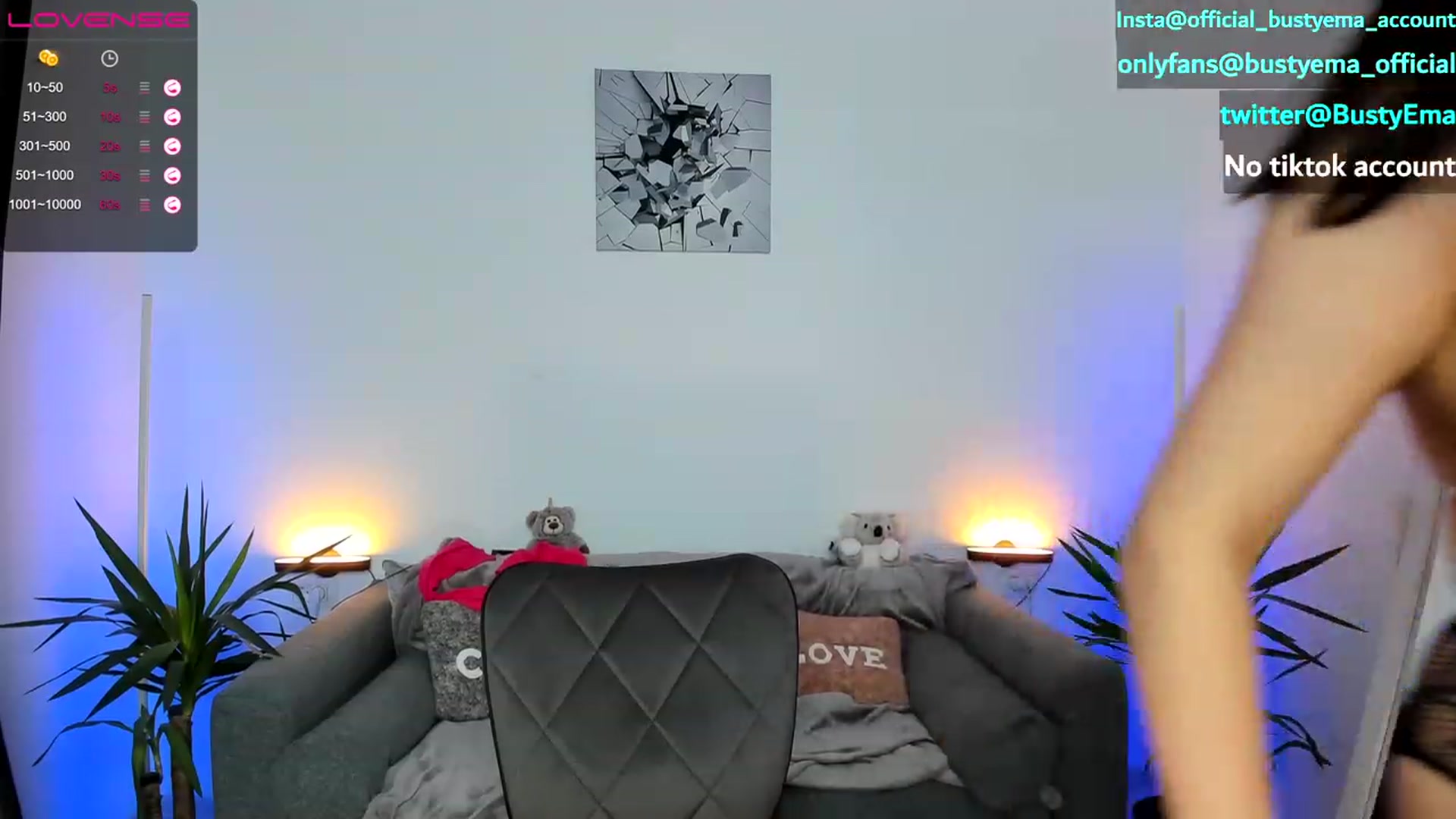 Gallery image thumbnail from Busty_Ema's myfreecams stream on, 05/08/2023, 21:51 image 12 of 20