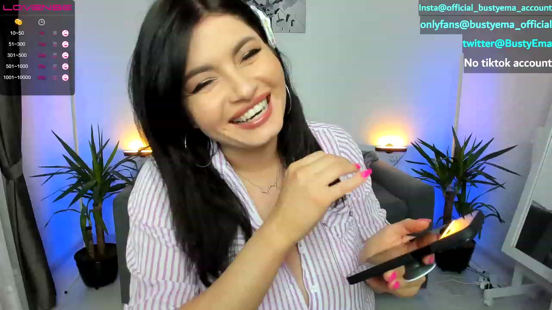 Gallery image thumbnail from Busty_Ema's myfreecams stream on, 05/11/2023, 19:26 image 4 of 20