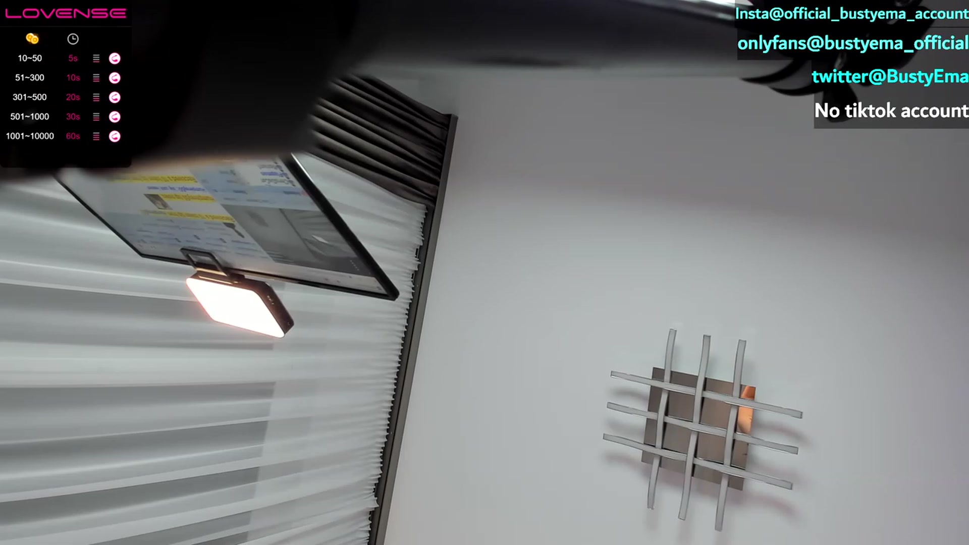 Gallery image thumbnail from Busty_Ema's myfreecams stream on, 05/14/2023, 22:36 image 11 of 20