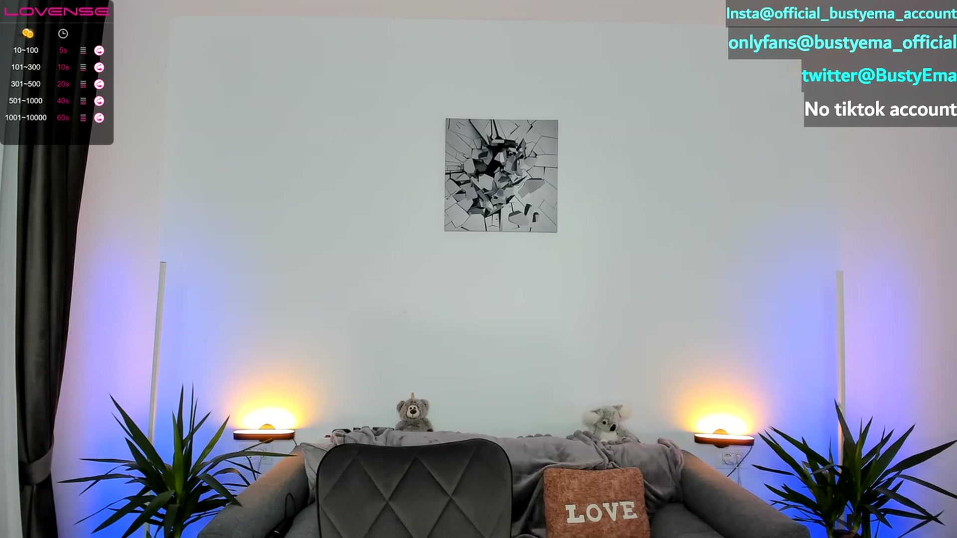 Gallery image thumbnail from Busty_Ema's myfreecams stream on, 05/15/2023, 20:38 image 14 of 20