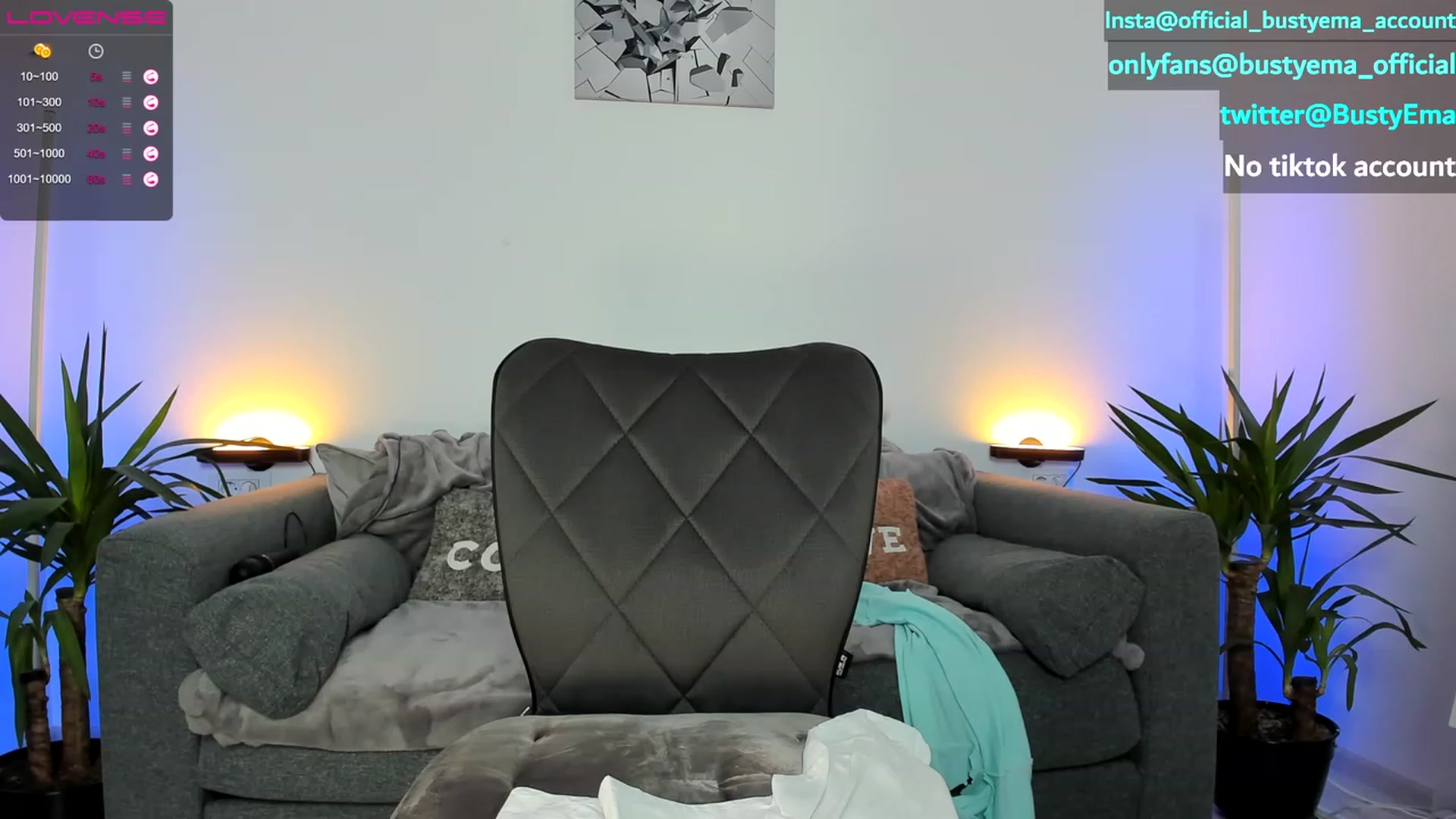 Gallery image thumbnail from Busty_Ema's myfreecams stream on, 05/15/2023, 21:37 image 3 of 20