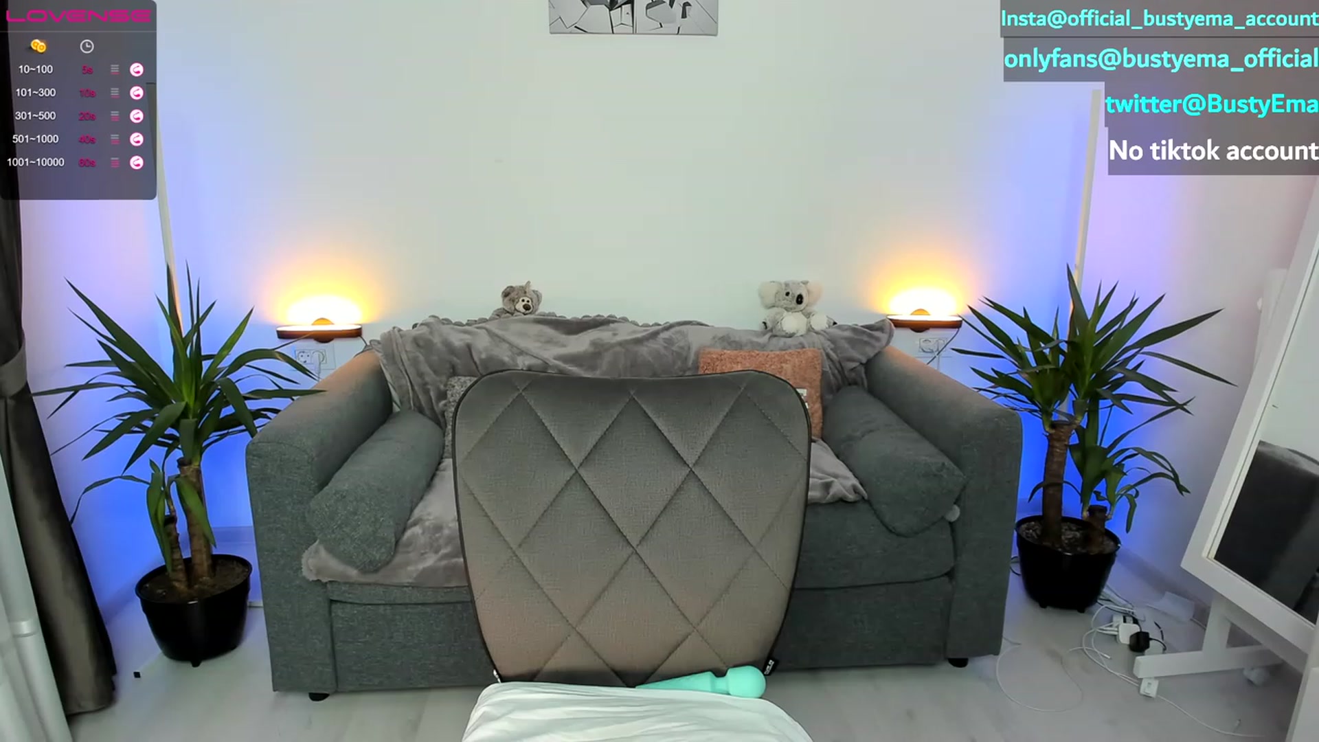 Gallery image thumbnail from Busty_Ema's myfreecams stream on, 05/19/2023, 21:17 image 16 of 20