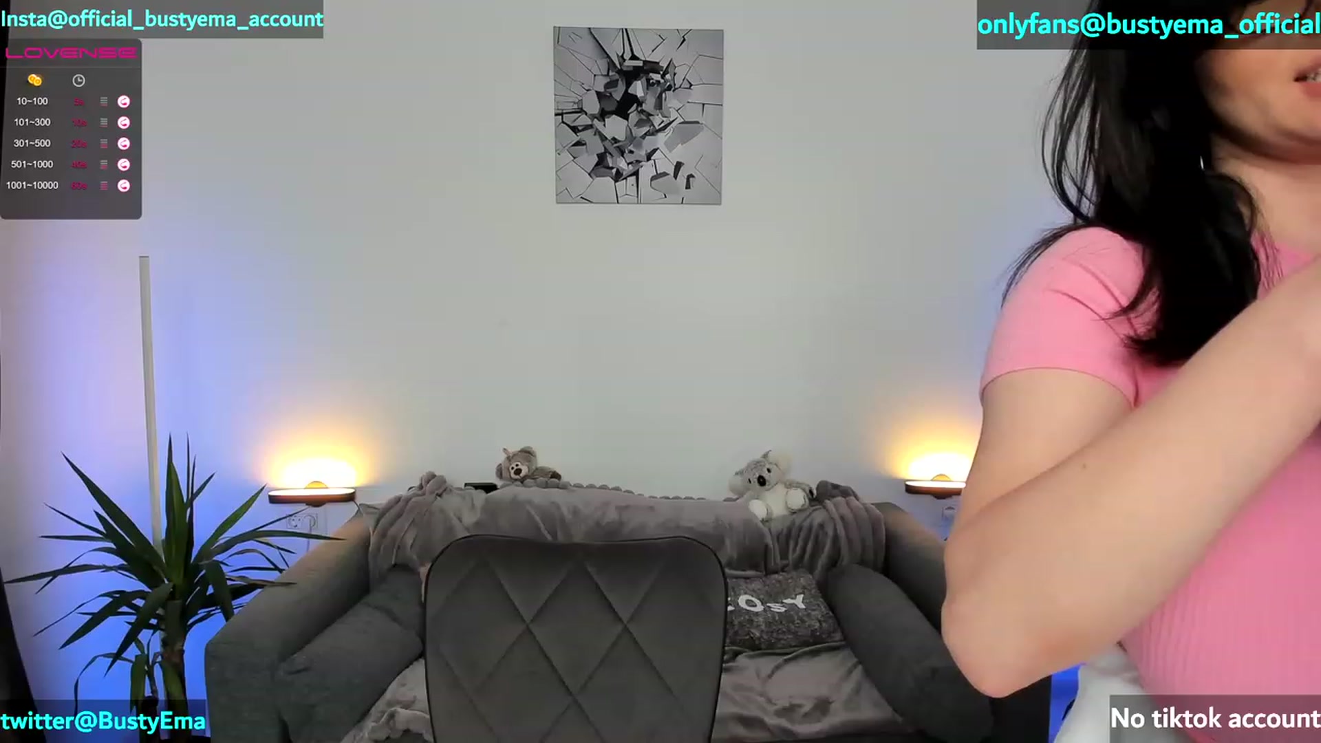Gallery image thumbnail from Busty_Ema's myfreecams stream on, 05/31/2023, 21:38 image 15 of 20