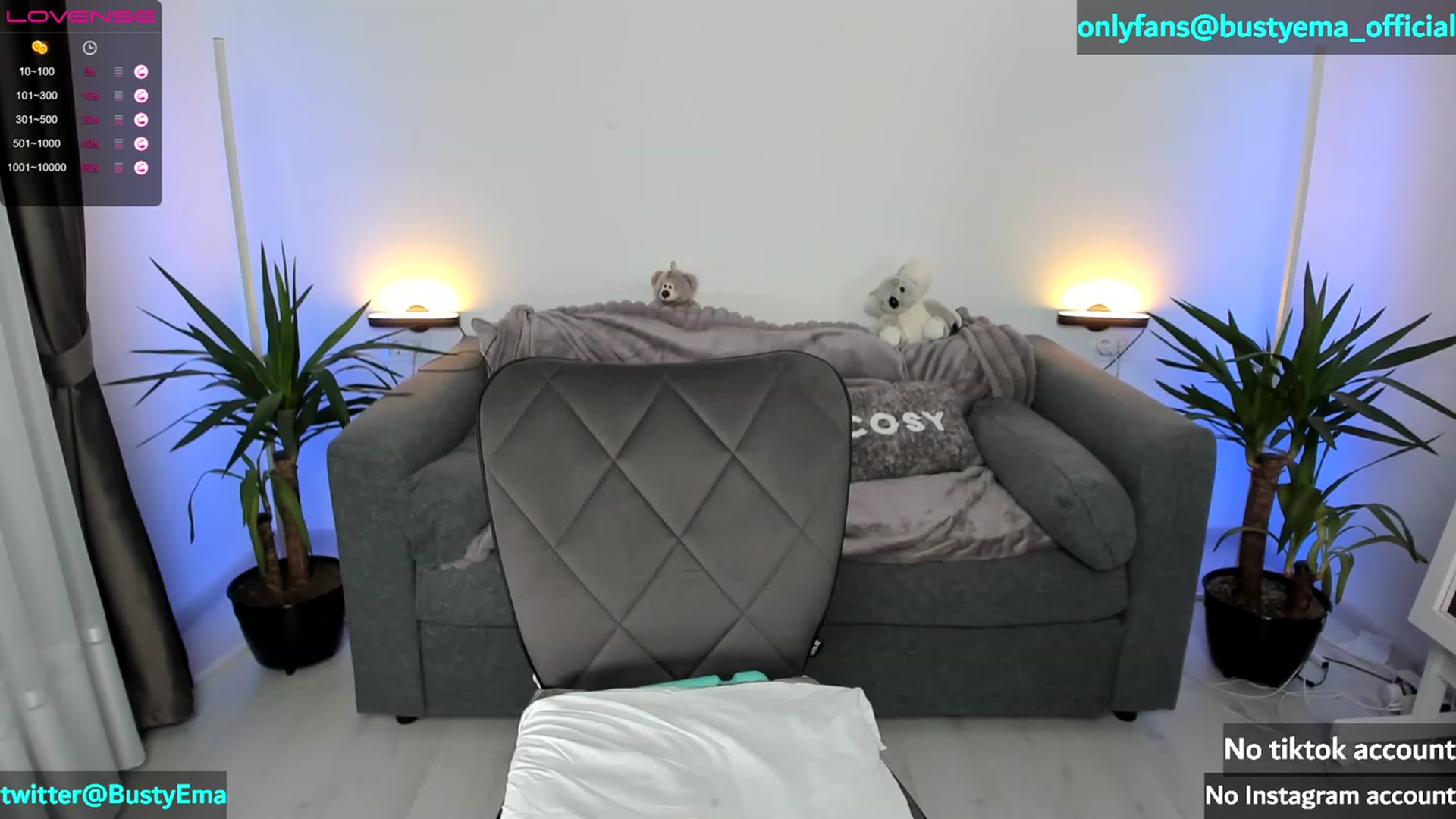 Gallery image thumbnail from Busty_Ema's myfreecams stream on, 06/03/2023, 08:43 image 20 of 20