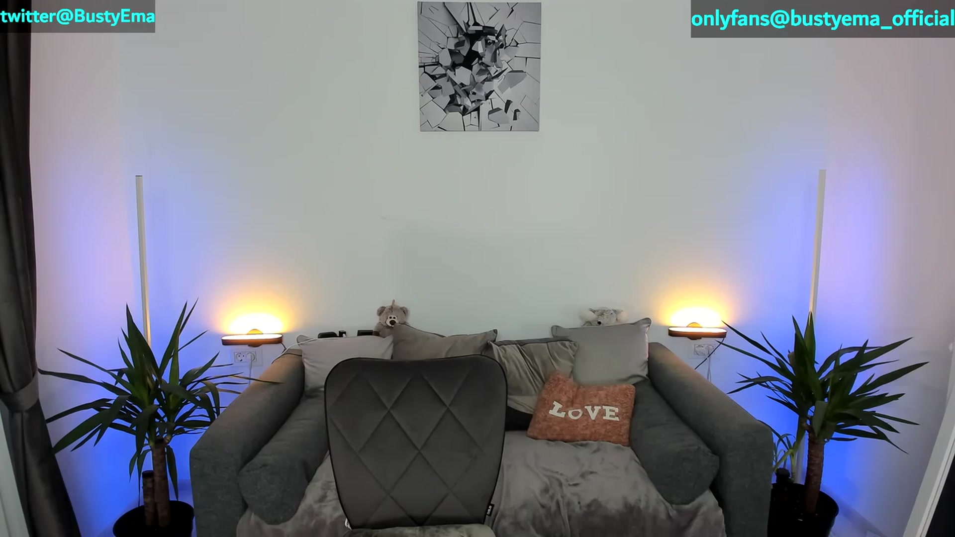 Gallery image thumbnail from Busty_Ema's myfreecams stream on, 06/12/2023, 07:18 image 8 of 20
