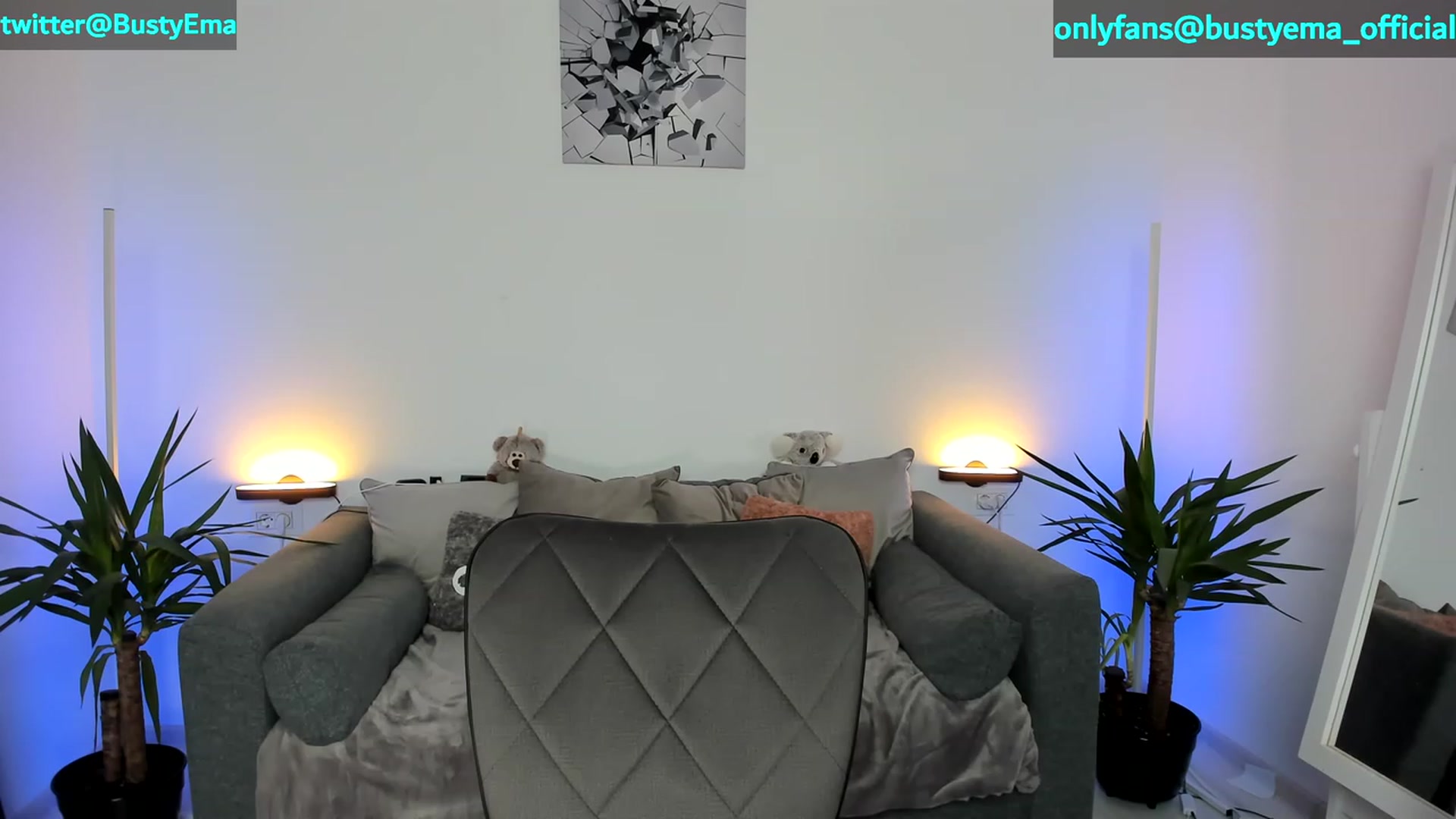 Gallery image thumbnail from Busty_Ema's myfreecams stream on, 06/12/2023, 21:28 image 1 of 20
