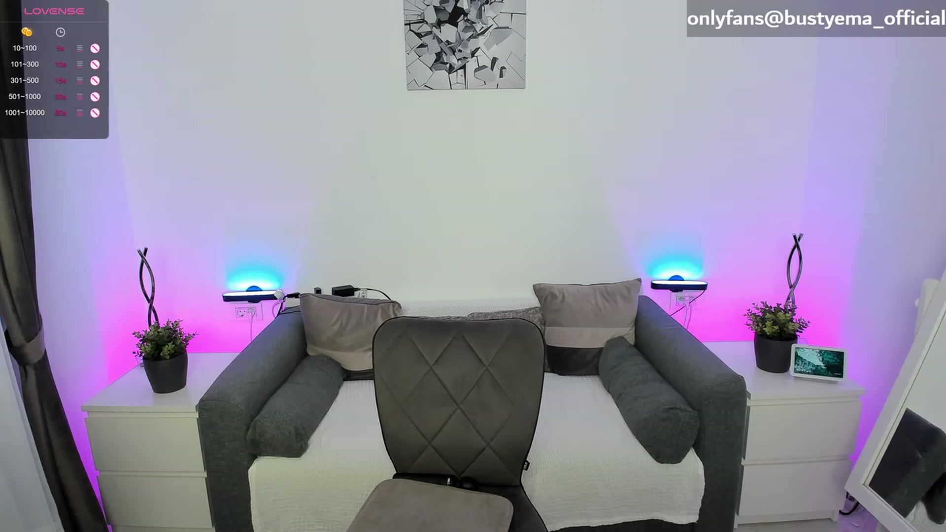 Gallery image thumbnail from Busty_Ema's myfreecams stream on, 09/16/2023, 08:20 image 15 of 20
