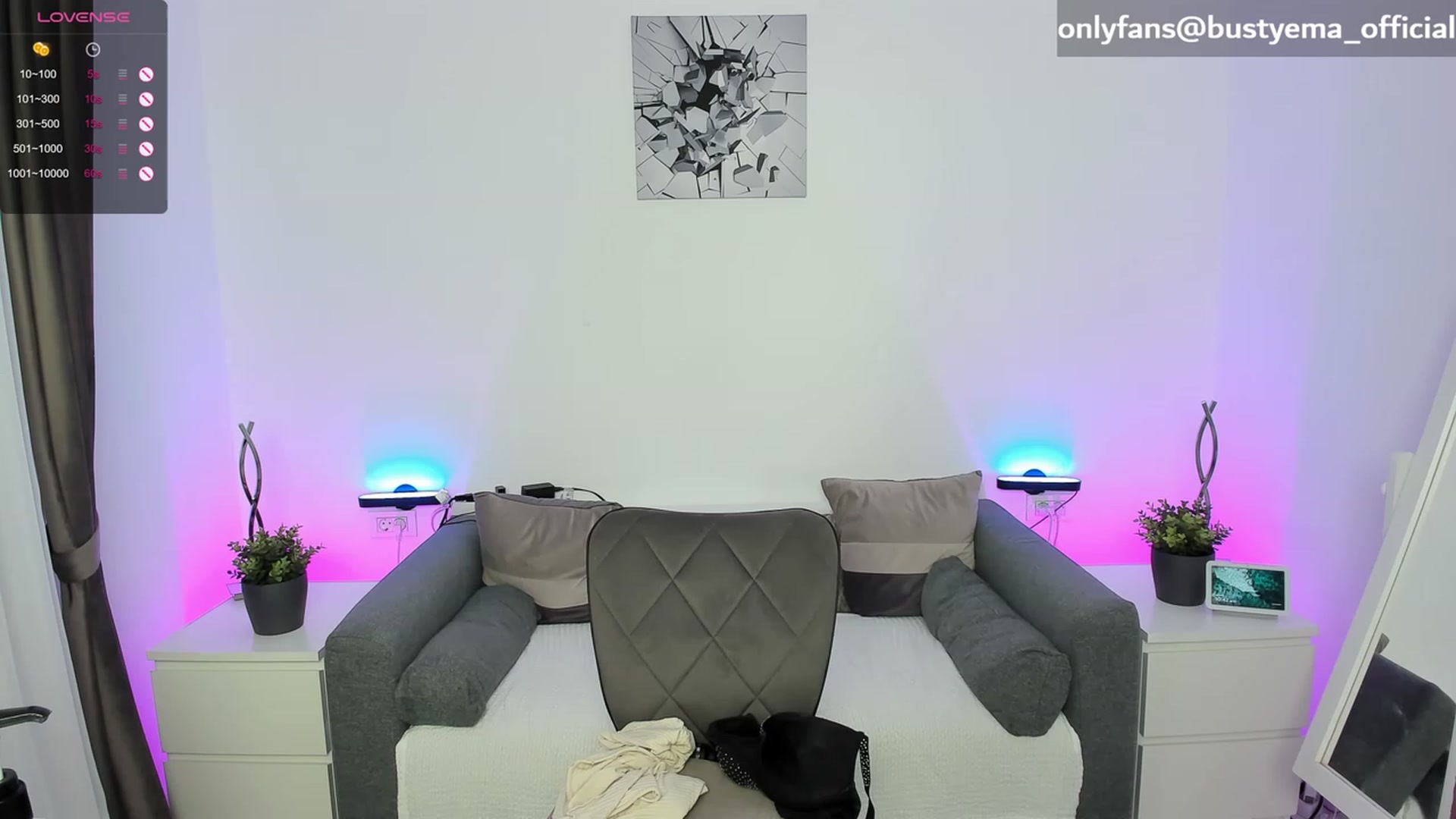 Gallery image thumbnail from Busty_Ema's myfreecams stream on, 09/16/2023, 08:20 image 13 of 20