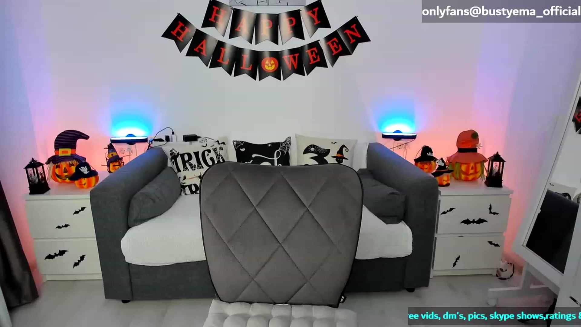 Gallery image thumbnail from Busty_Ema's myfreecams stream on, 10/12/2023, 06:21 image 2 of 20
