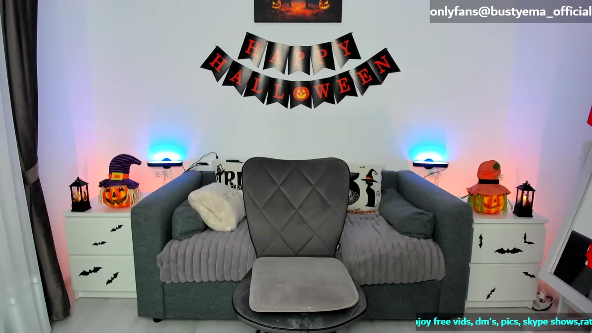 Gallery image thumbnail from Busty_Ema's myfreecams stream on, 10/21/2023, 08:10 image 12 of 20