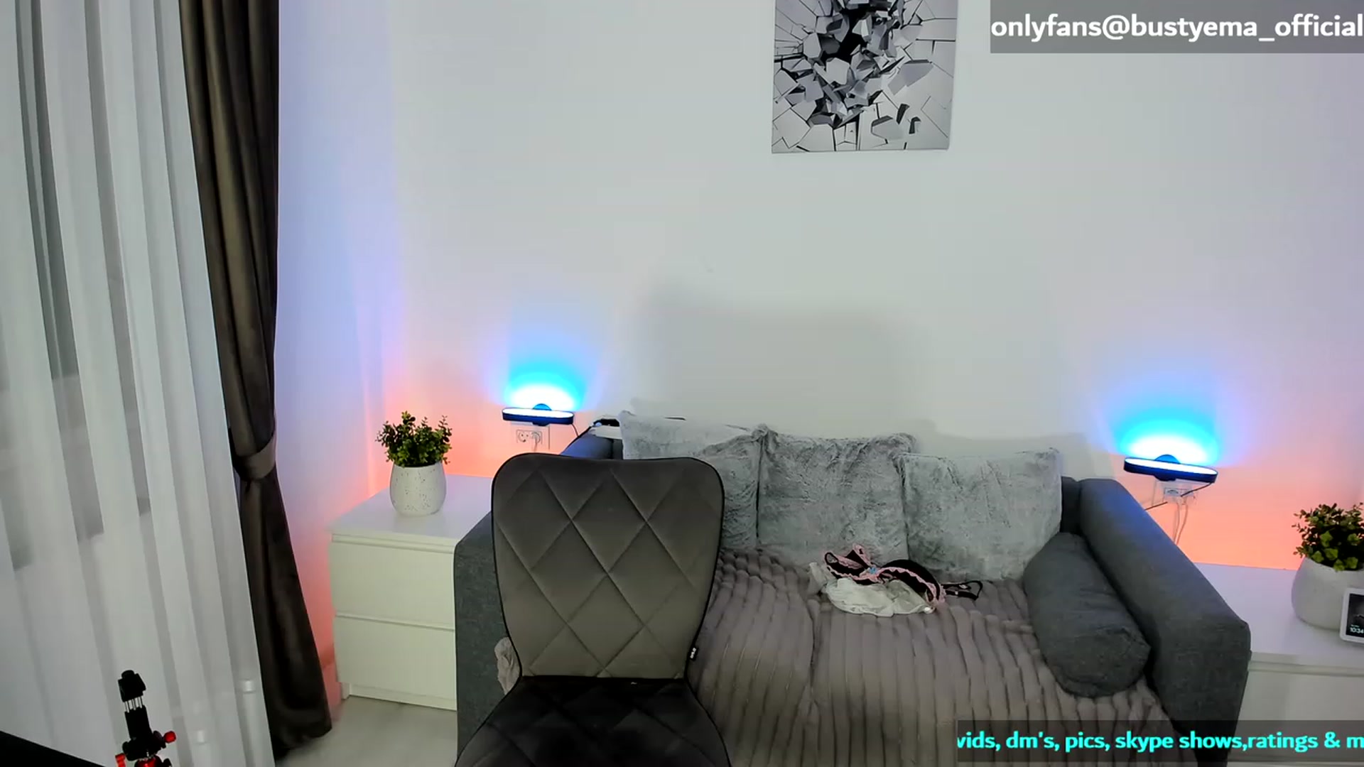 Gallery image thumbnail from Busty_Ema's myfreecams stream on, 11/02/2023, 09:09 image 8 of 20