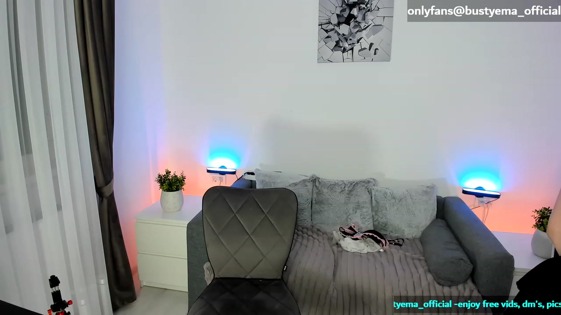 Gallery image thumbnail from Busty_Ema's myfreecams stream on, 11/02/2023, 09:09 image 9 of 20