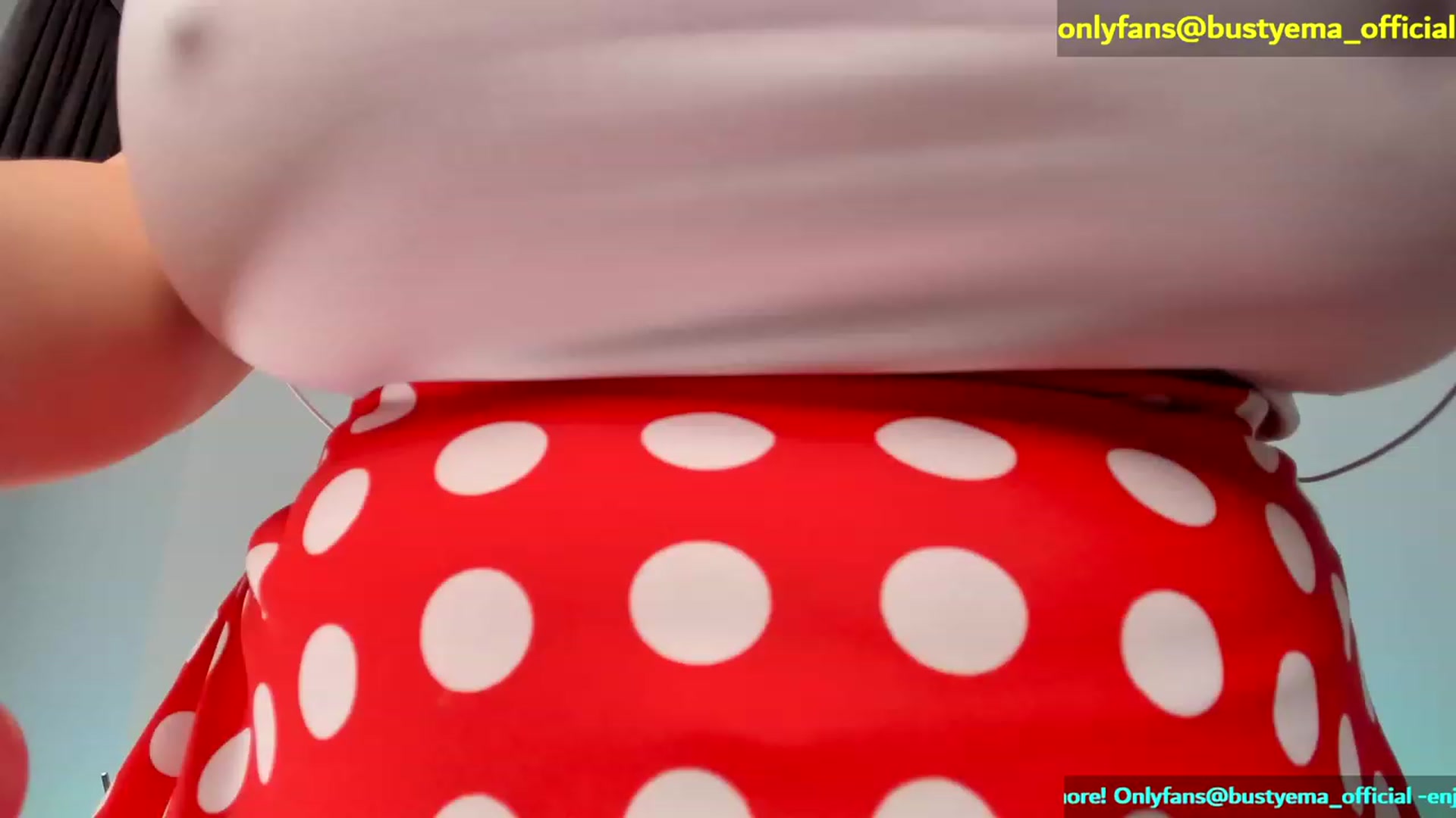 Gallery image thumbnail from Busty_Ema's myfreecams stream on, 12/17/2023, 08:12 image 9 of 20