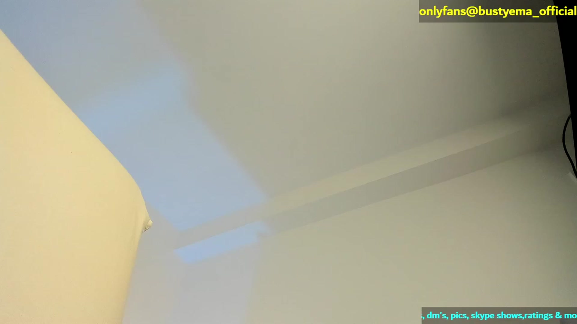Gallery image thumbnail from Busty_Ema's myfreecams stream on, 01/12/2024, 20:28 image 10 of 20