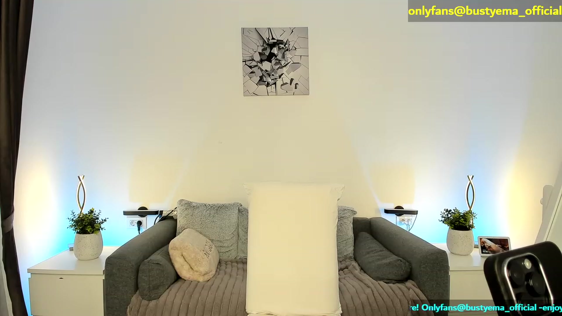 Gallery image thumbnail from Busty_Ema's myfreecams stream on, 01/20/2024, 08:38 image 20 of 20