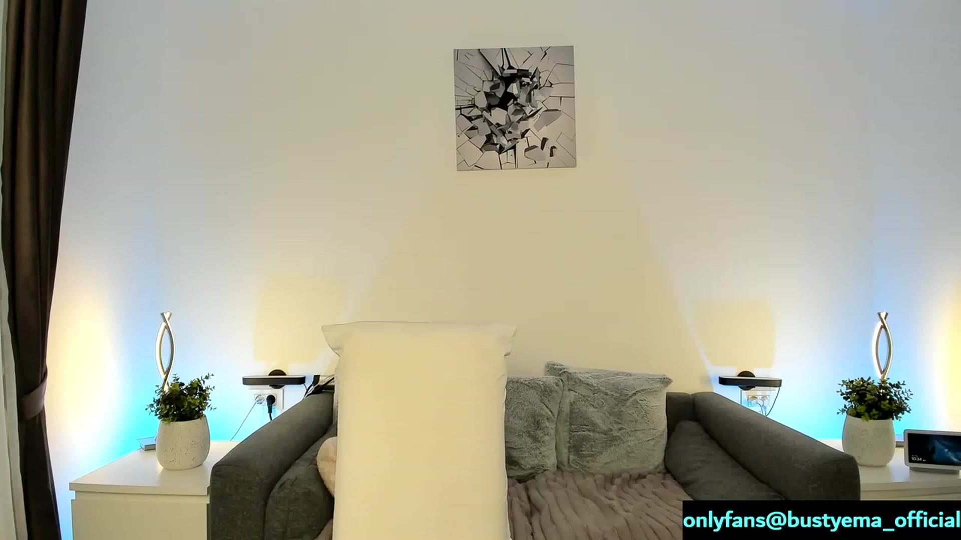 Gallery image thumbnail from Busty_Ema's myfreecams stream on, 02/17/2024, 09:30 image 7 of 20