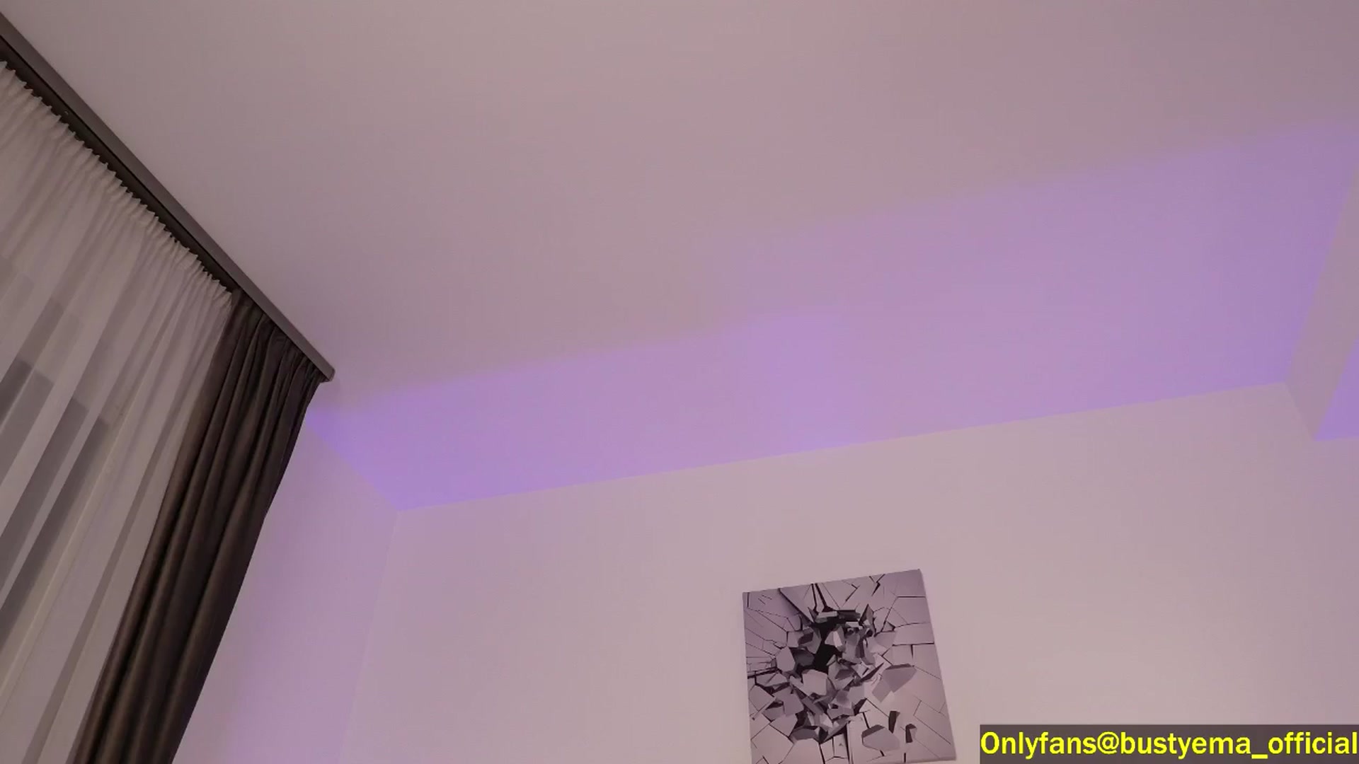 Gallery image thumbnail from Busty_Ema's myfreecams stream on, 11/03/2024, 06:35 image 7 of 20