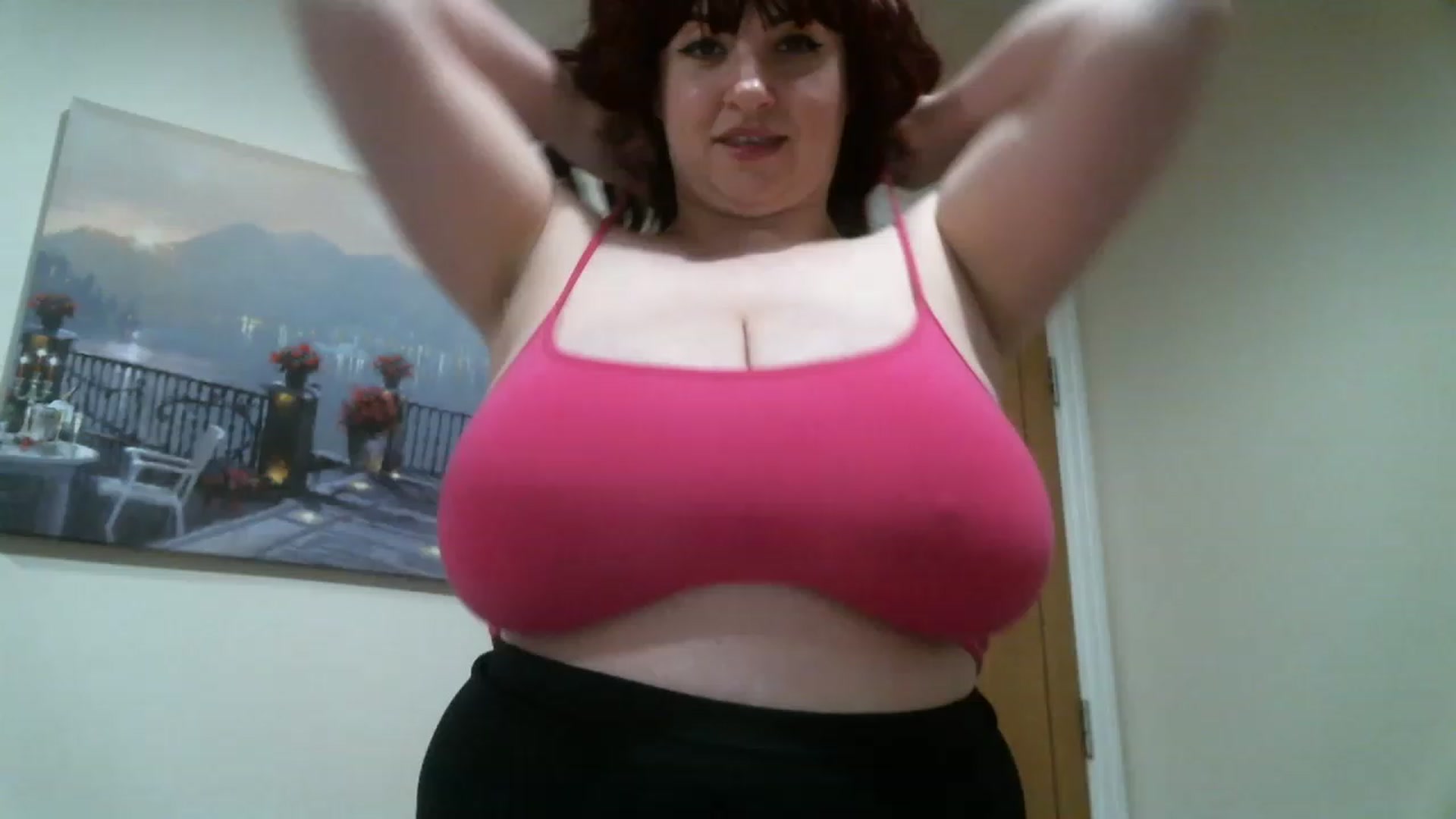 Gallery image thumbnail from Busty_Girl00's myfreecams stream on, 01/08/2023, 20:30 image 17 of 20