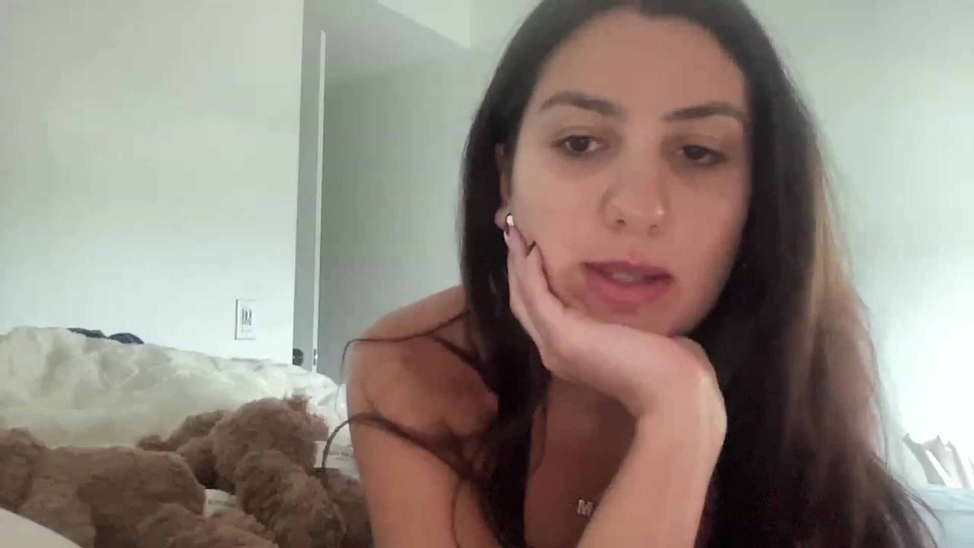 Gallery image thumbnail from Bustybookworm's myfreecams stream on, 05/10/2025, 21:48 image 13 of 20